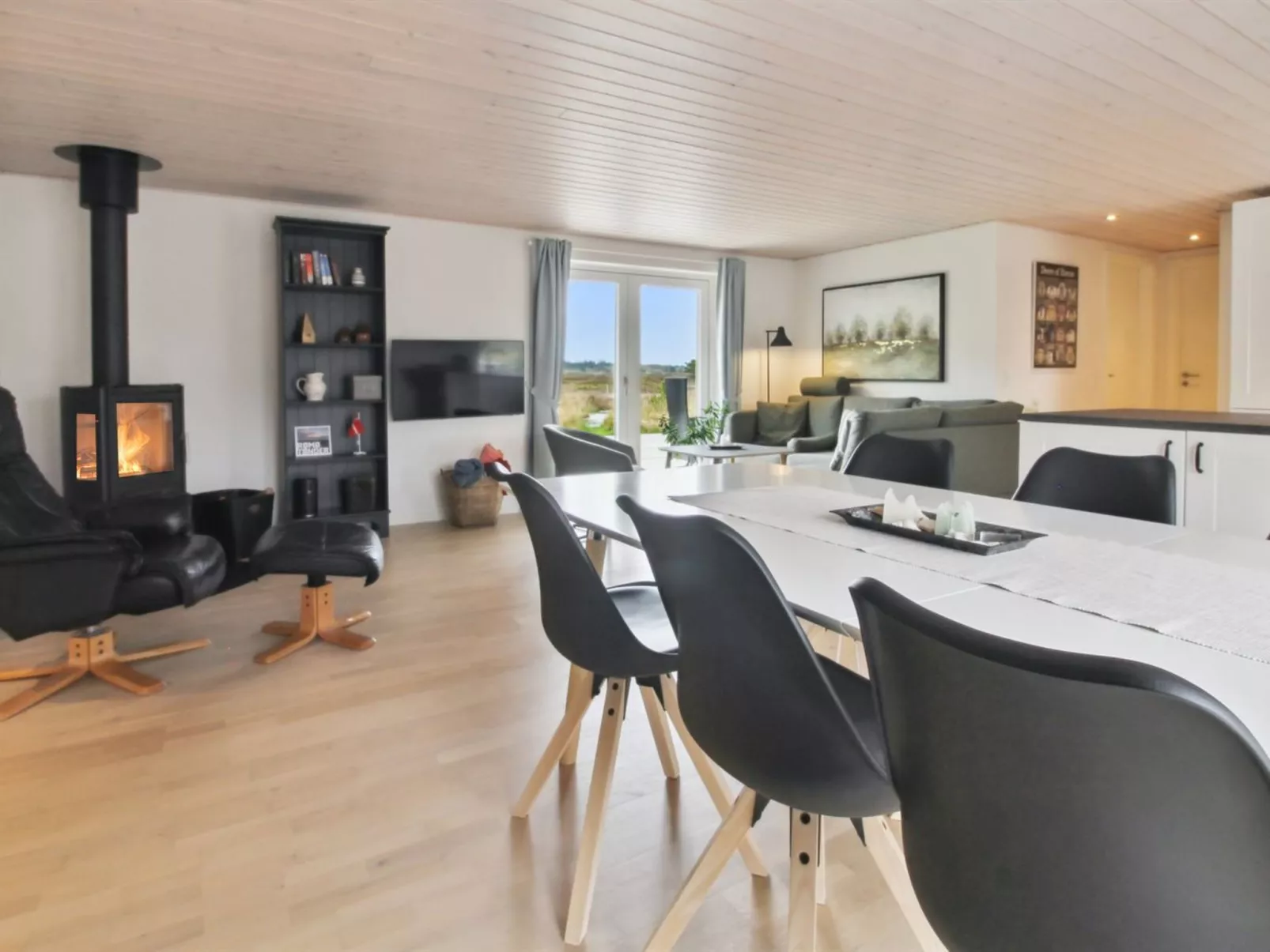 "Golubinka" - 2.5km from the sea-Inside