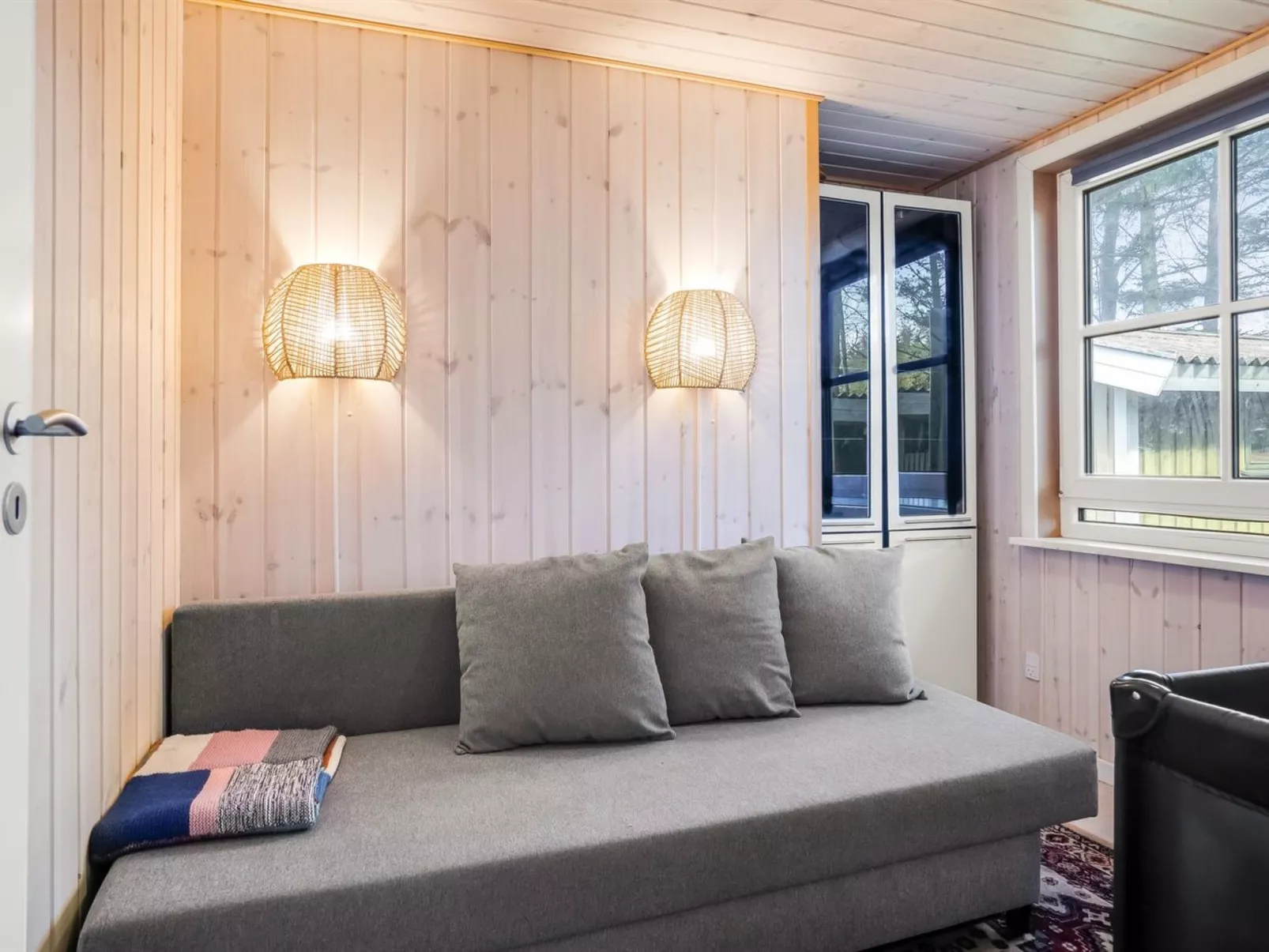 "Livni" -  from the sea-Drinnen