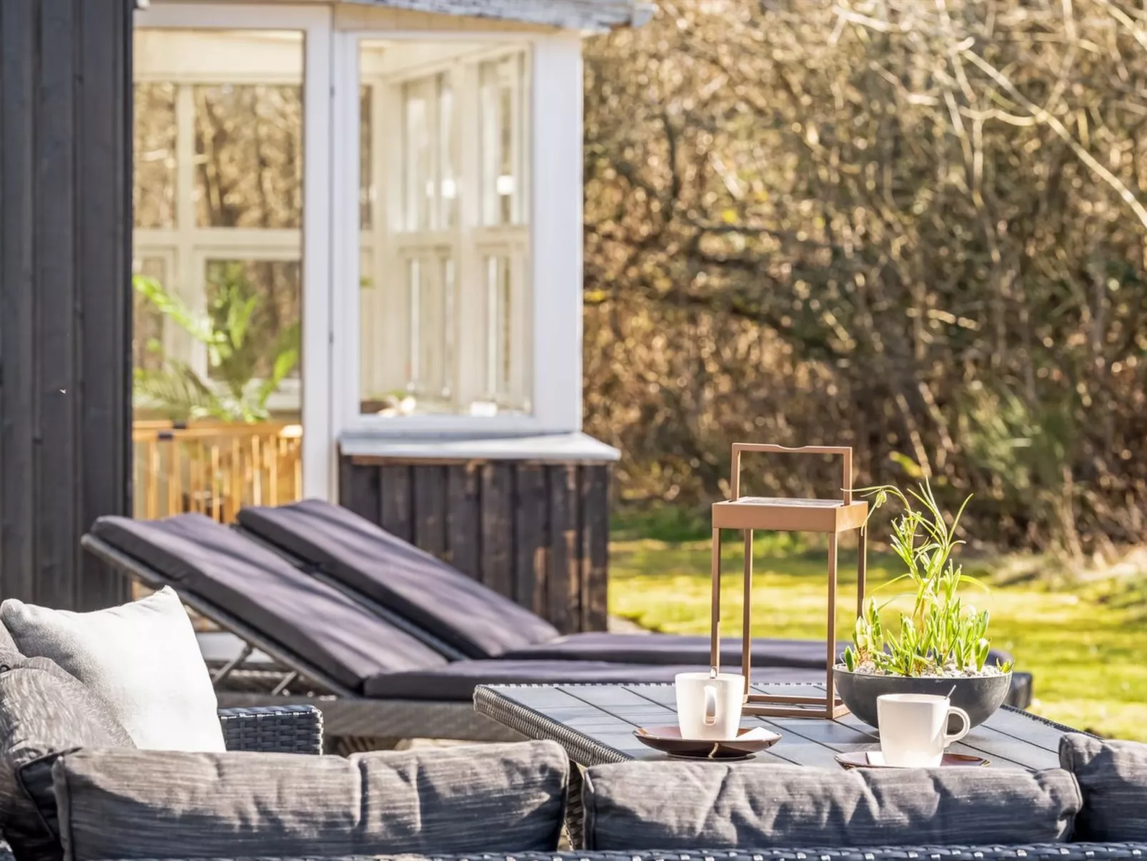 "Karmen" - 250m to the fjord-Outside