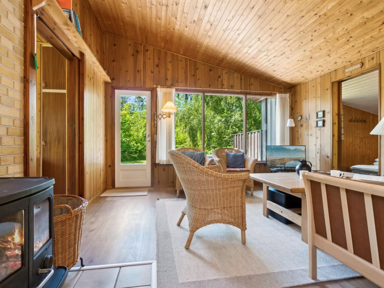 "Gullmaj" - 200m from the sea-Drinnen