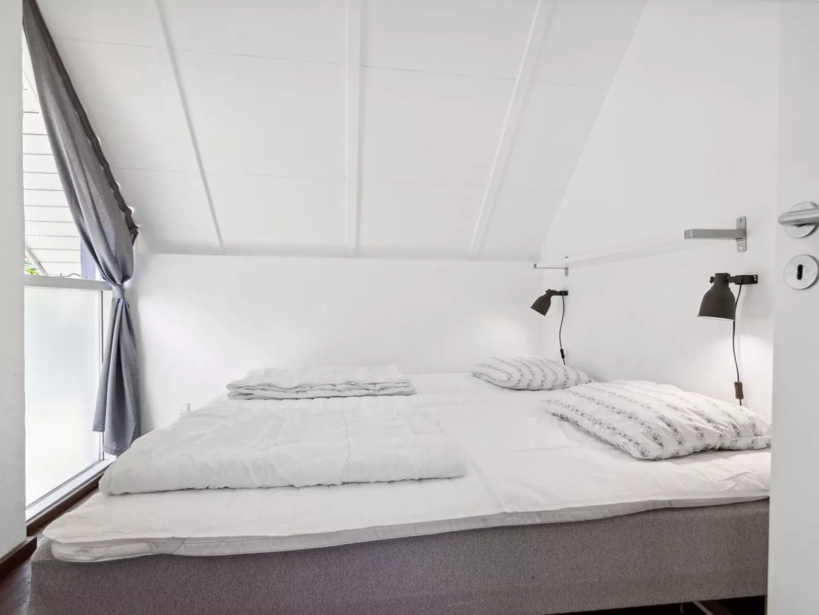 "Ardan" - 450m from the sea-Inside