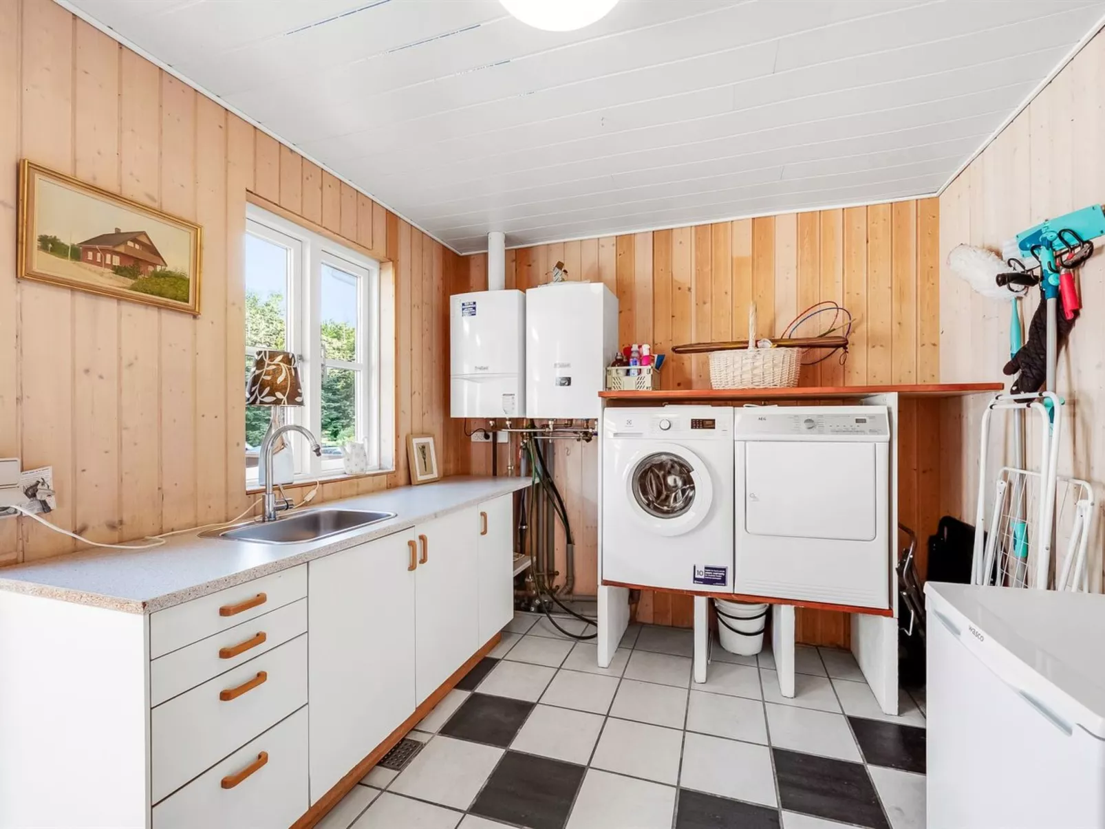 "Ditleif" - 8km to the fjord-Inside