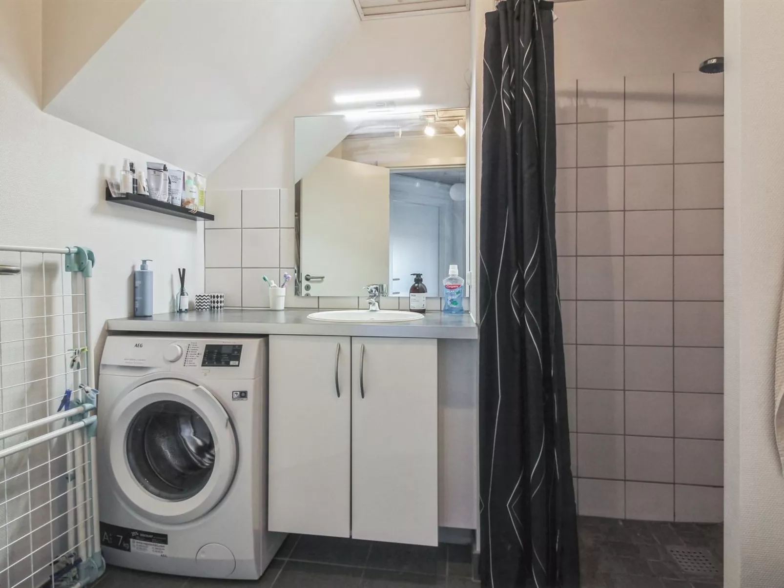 "Truls" - 700m from the sea-Dedans