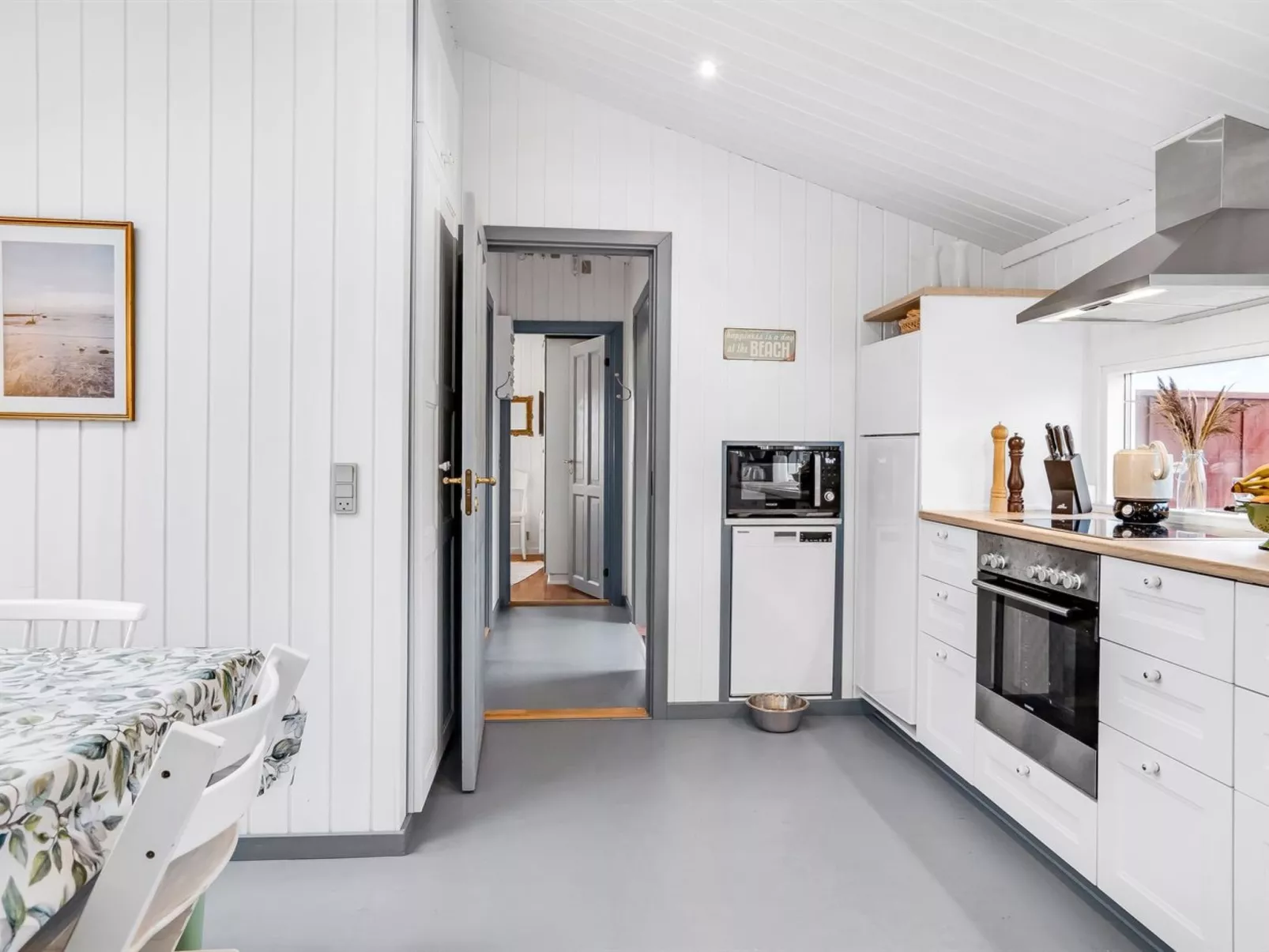 "Sannie" - 500m from the sea-Inside