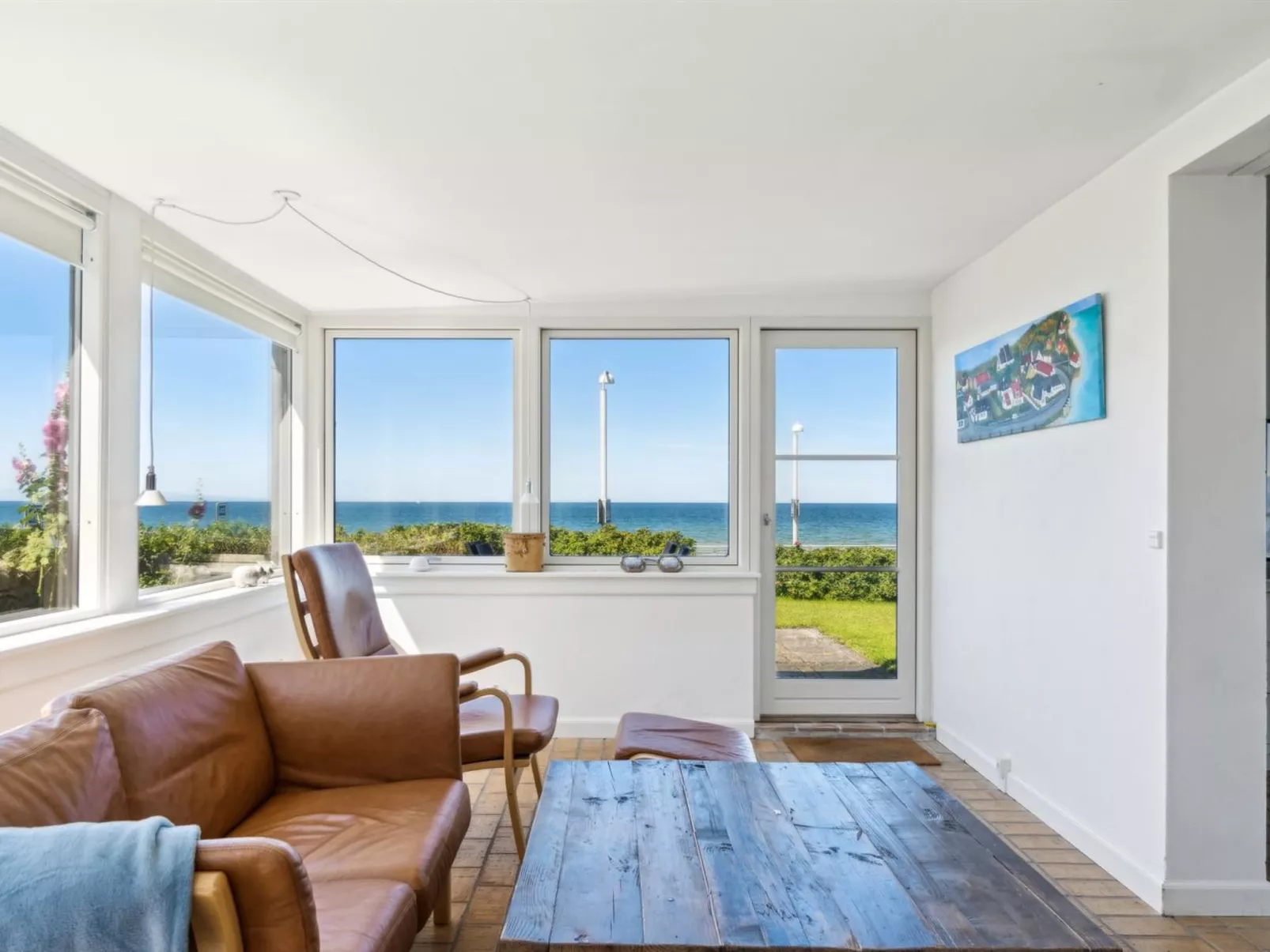 "Susan" - 20m from the sea-Drinnen