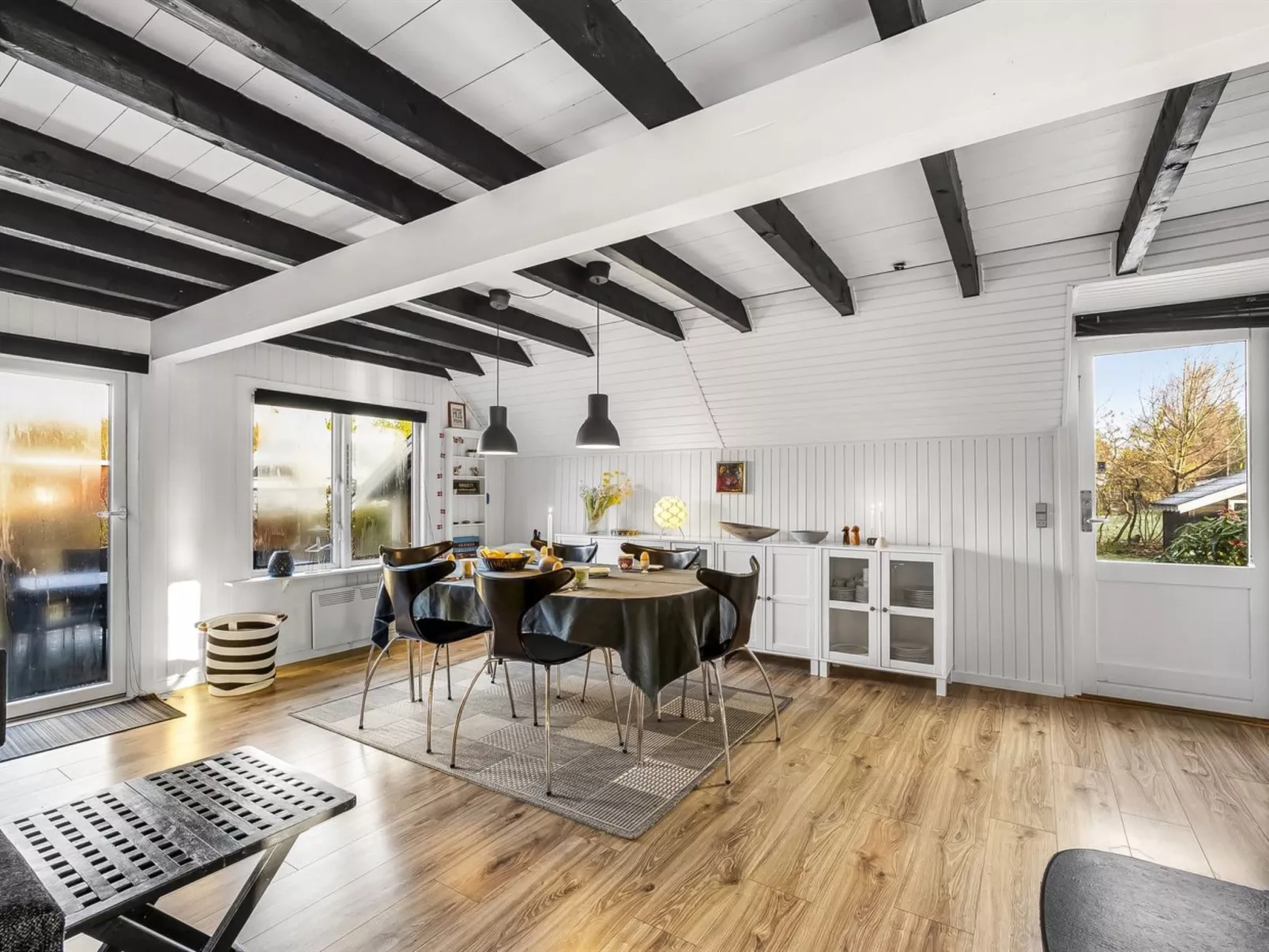 "Sampo" - 150m to the fjord-Drinnen