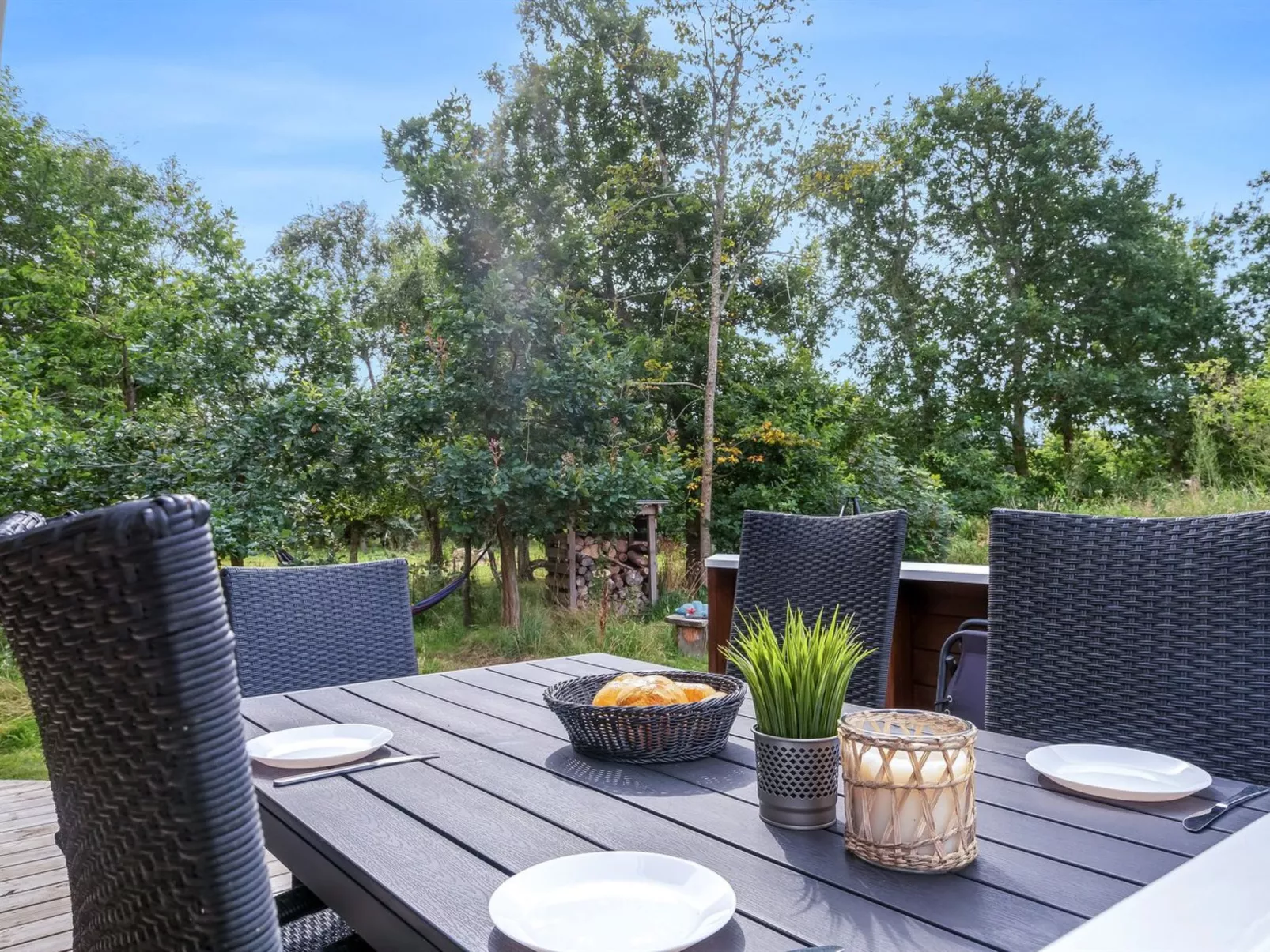 "Unge" - 2.9km from the sea-Draußen