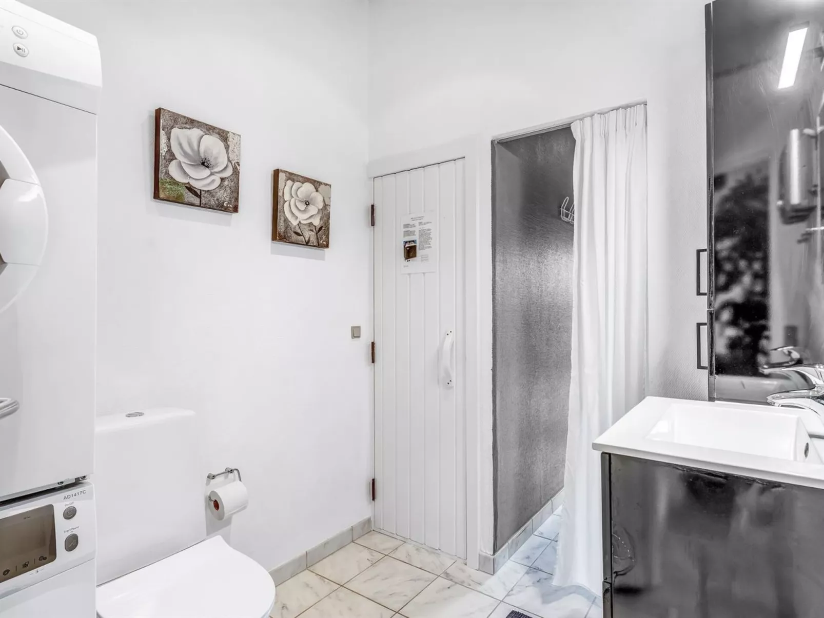 "Estella" - 900m from the sea-Drinnen