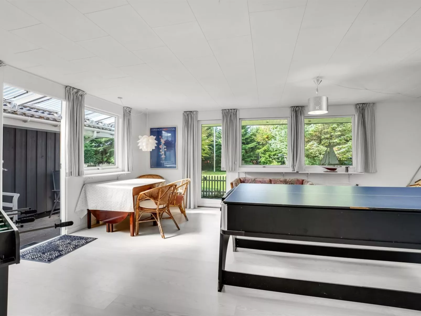 "Nashota" - 600m from the sea-Inside