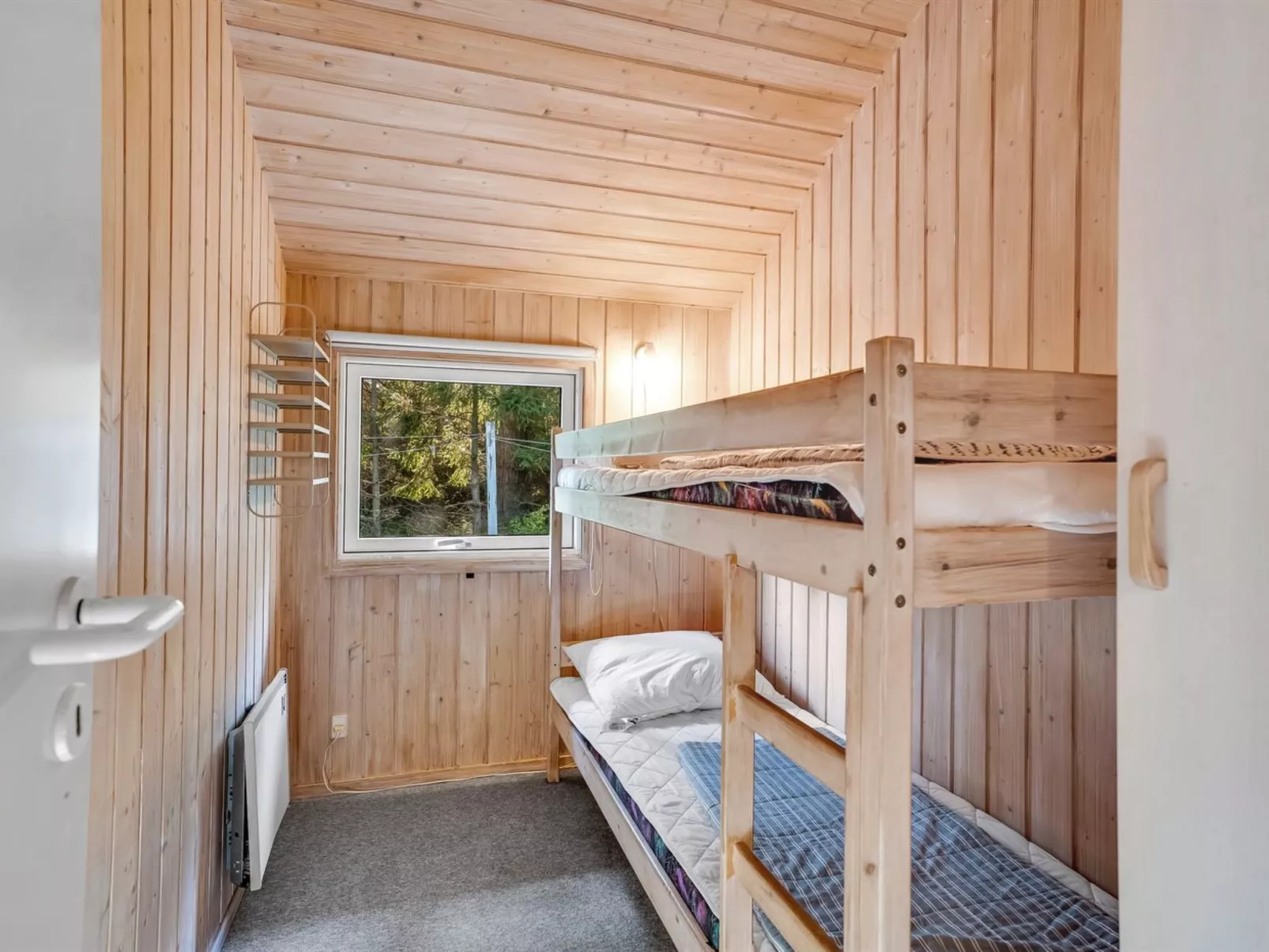 "Ayna" - 50m from the sea-Drinnen