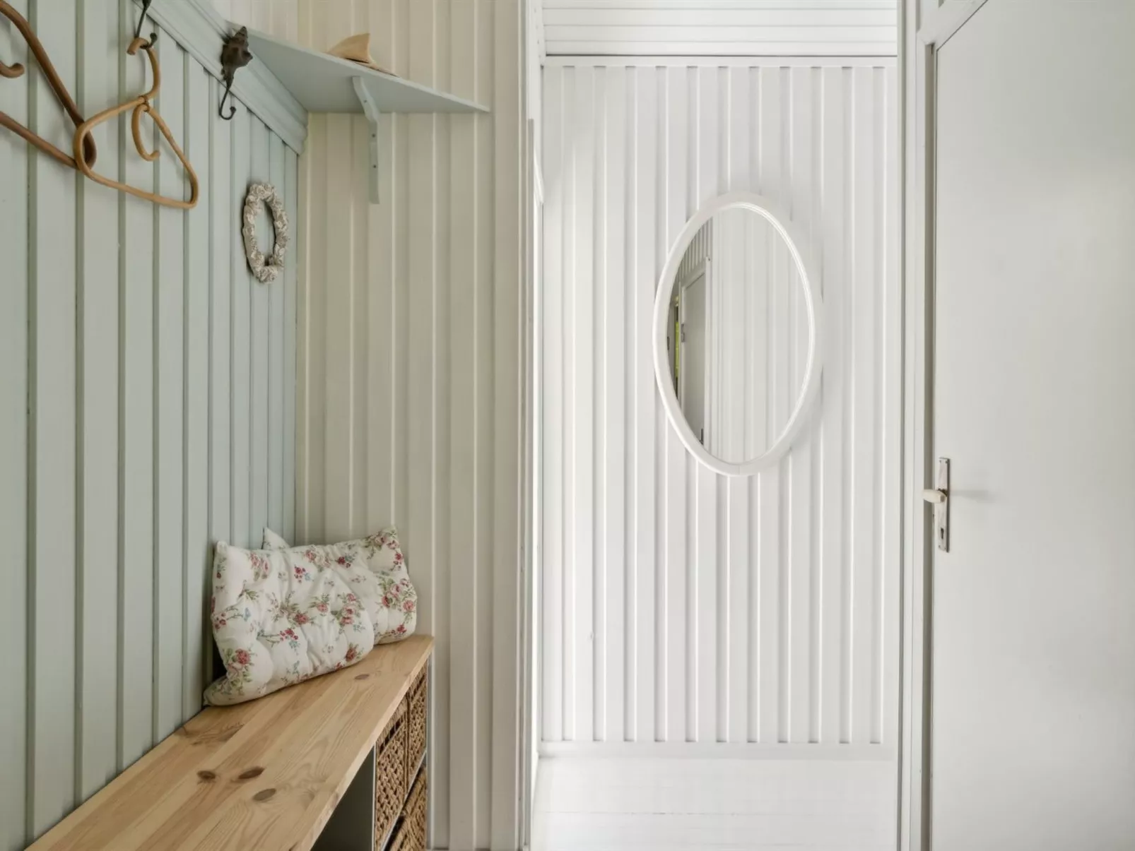 "Awenita" - 250m from the sea-Inside