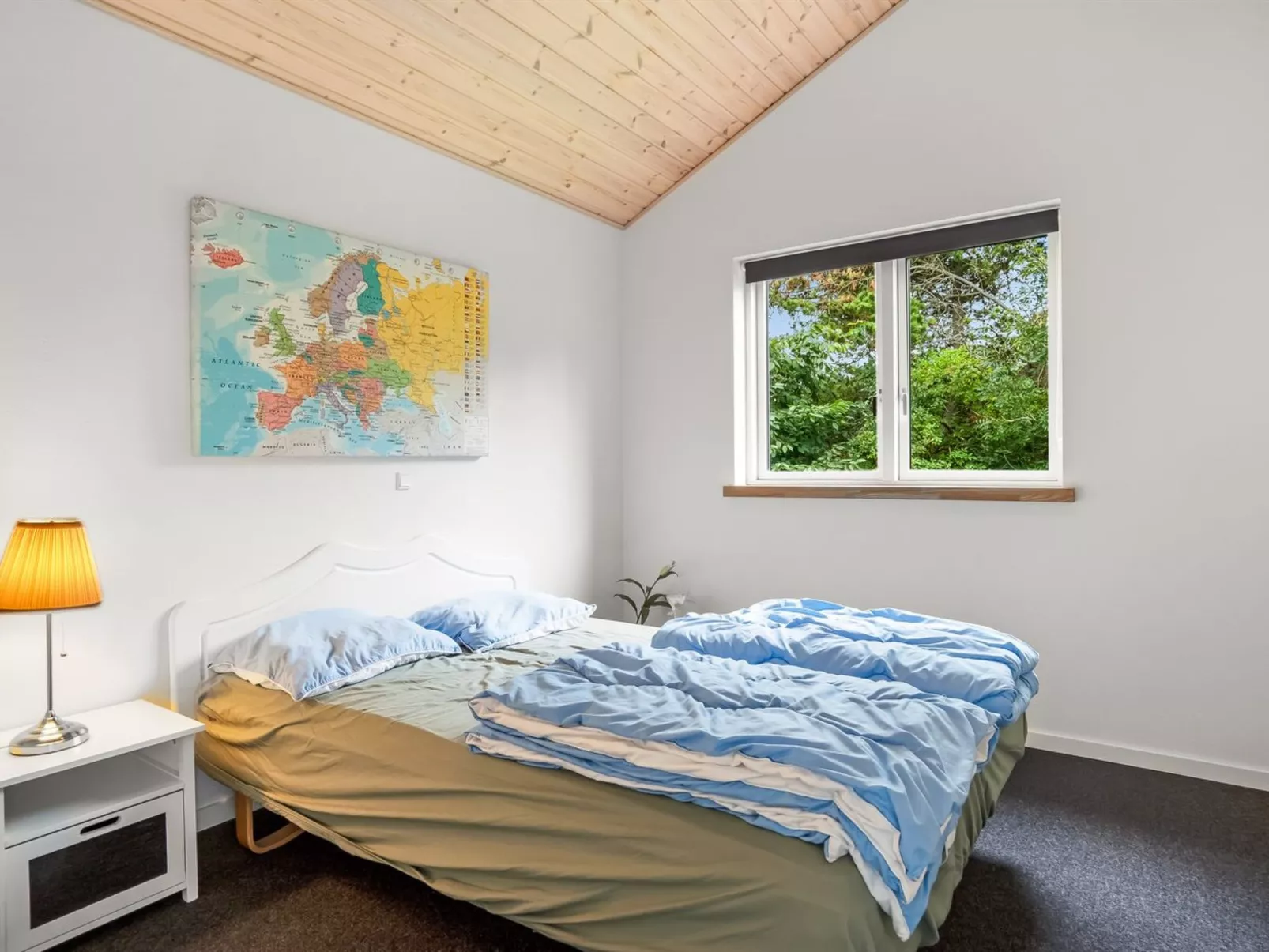 "Nauka" - 400m to the fjord-Inside