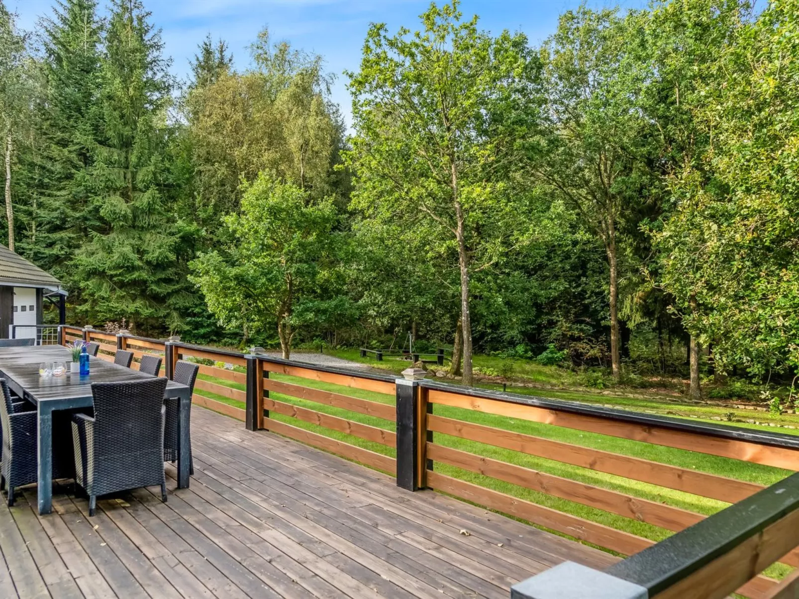 "Vicente" - 14km to the fjord-Outside