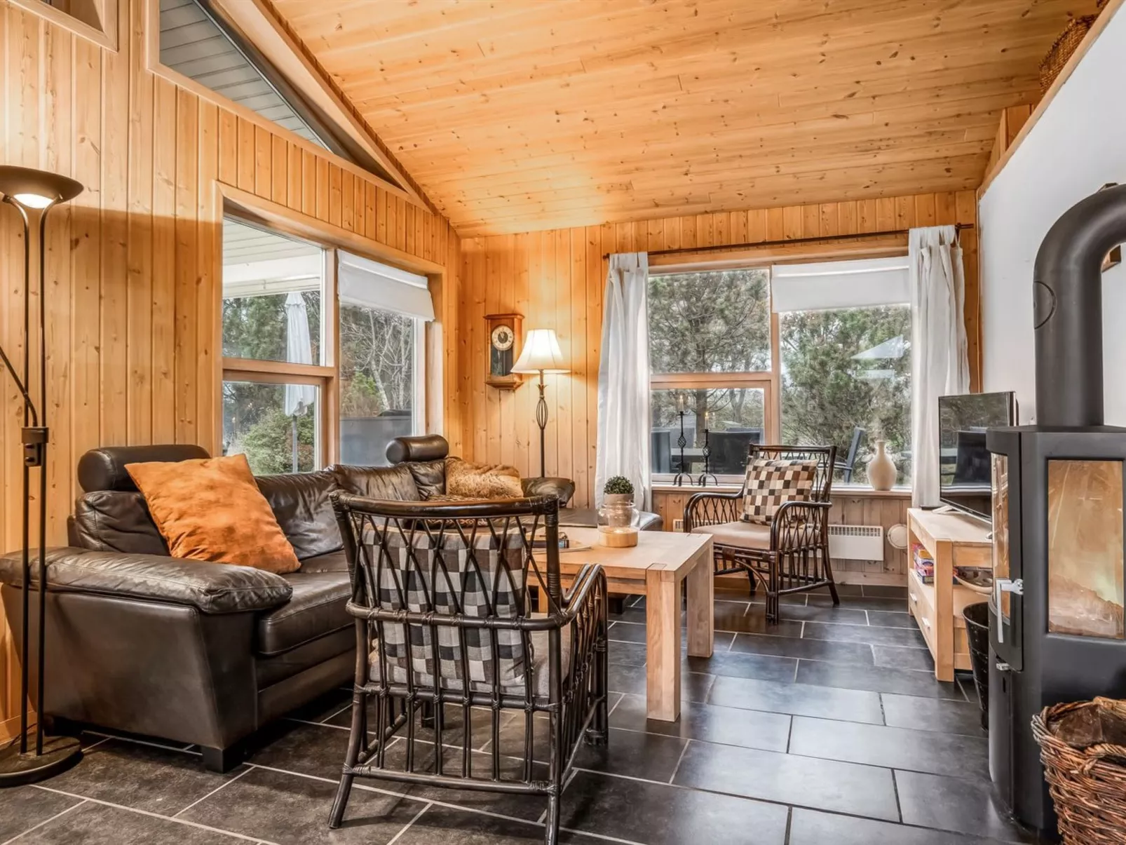 "Frido" - 500m from the sea-Inside