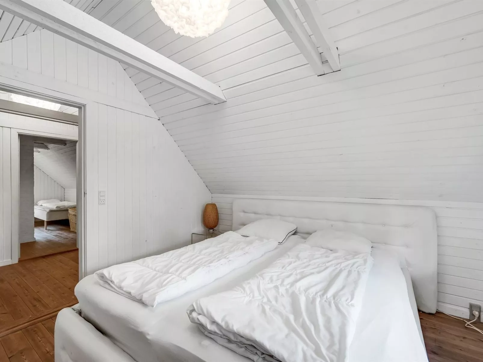 "Matilda" - 1.6km from the sea-Inside