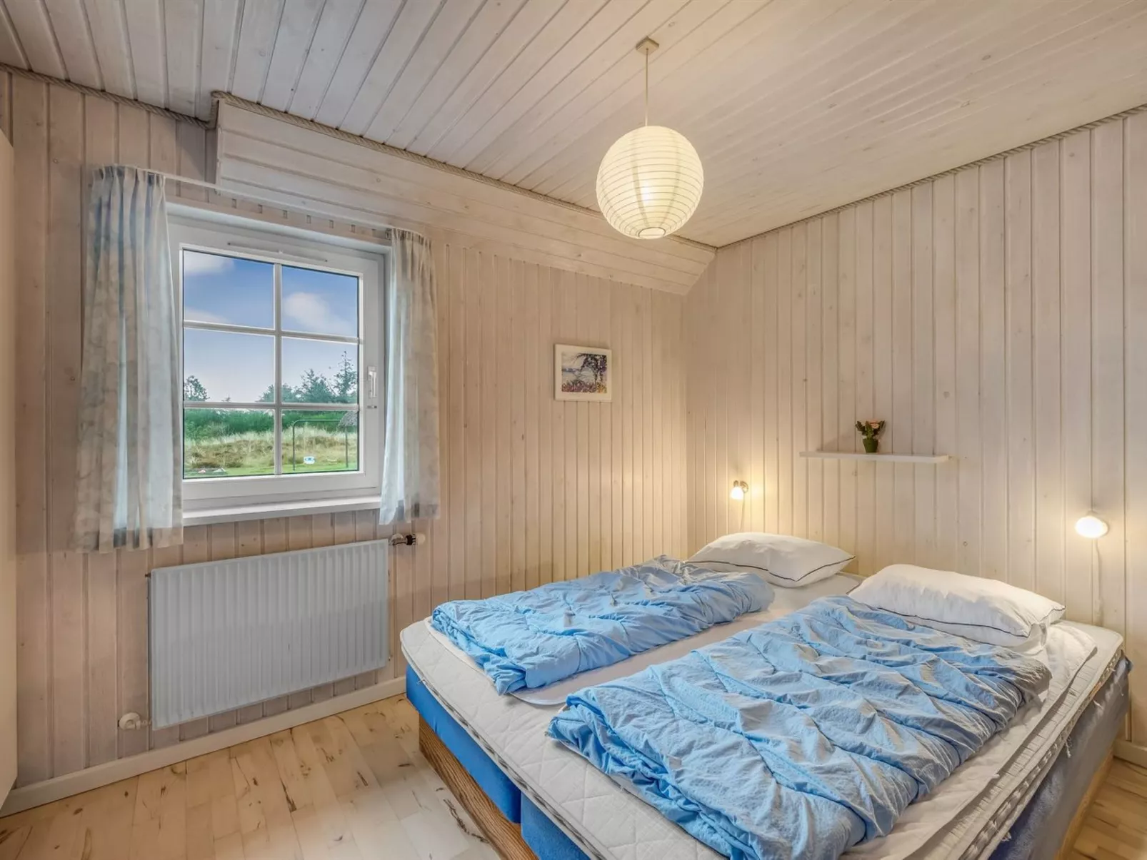 "Alexandria" -  from the sea-Dedans