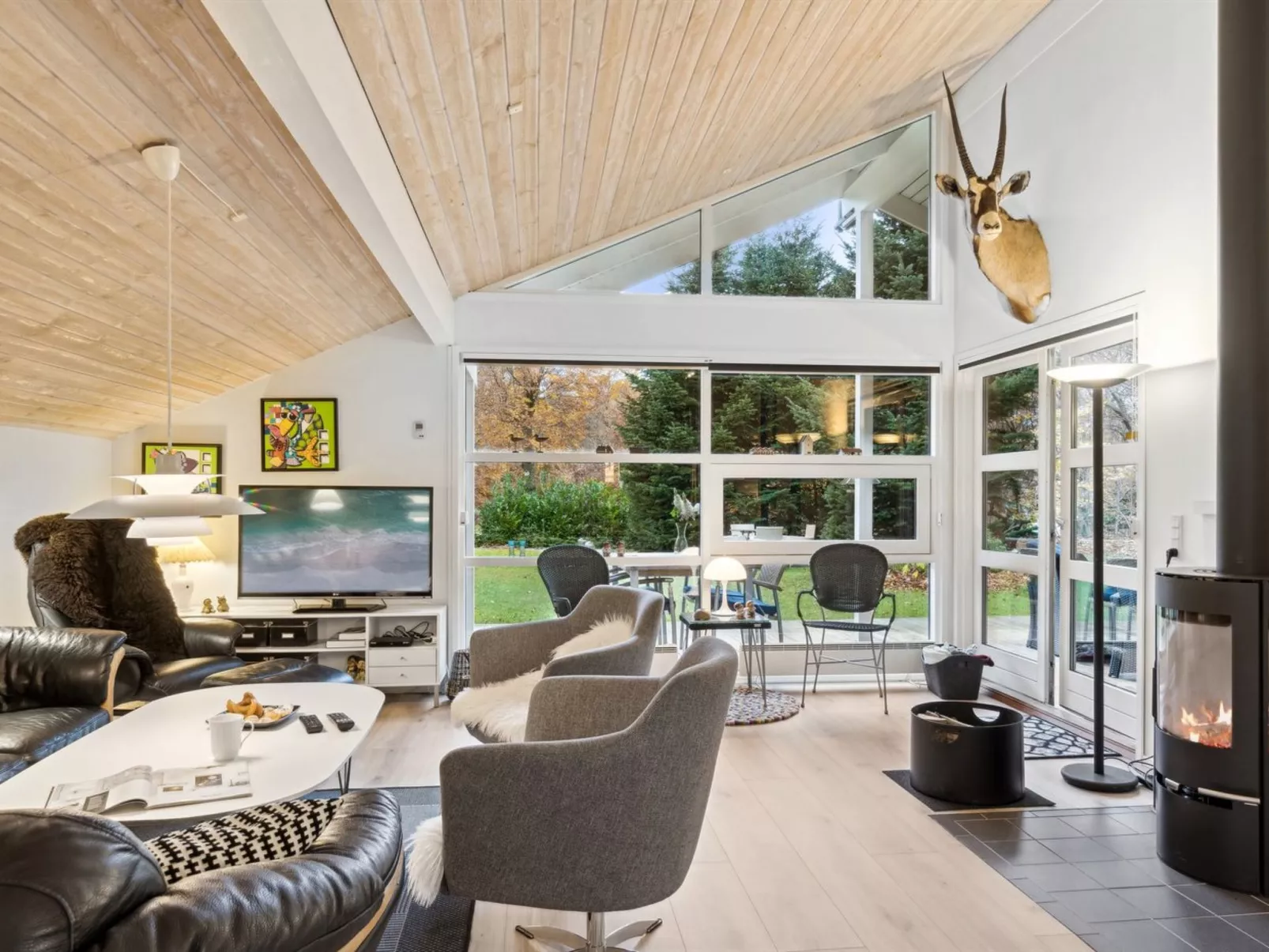 "Teodosij" - 500m from the sea-Inside