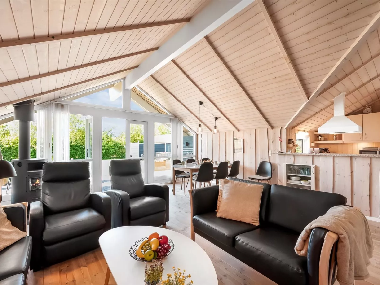 "Kuisma" - 1.1km to the fjord-Dedans