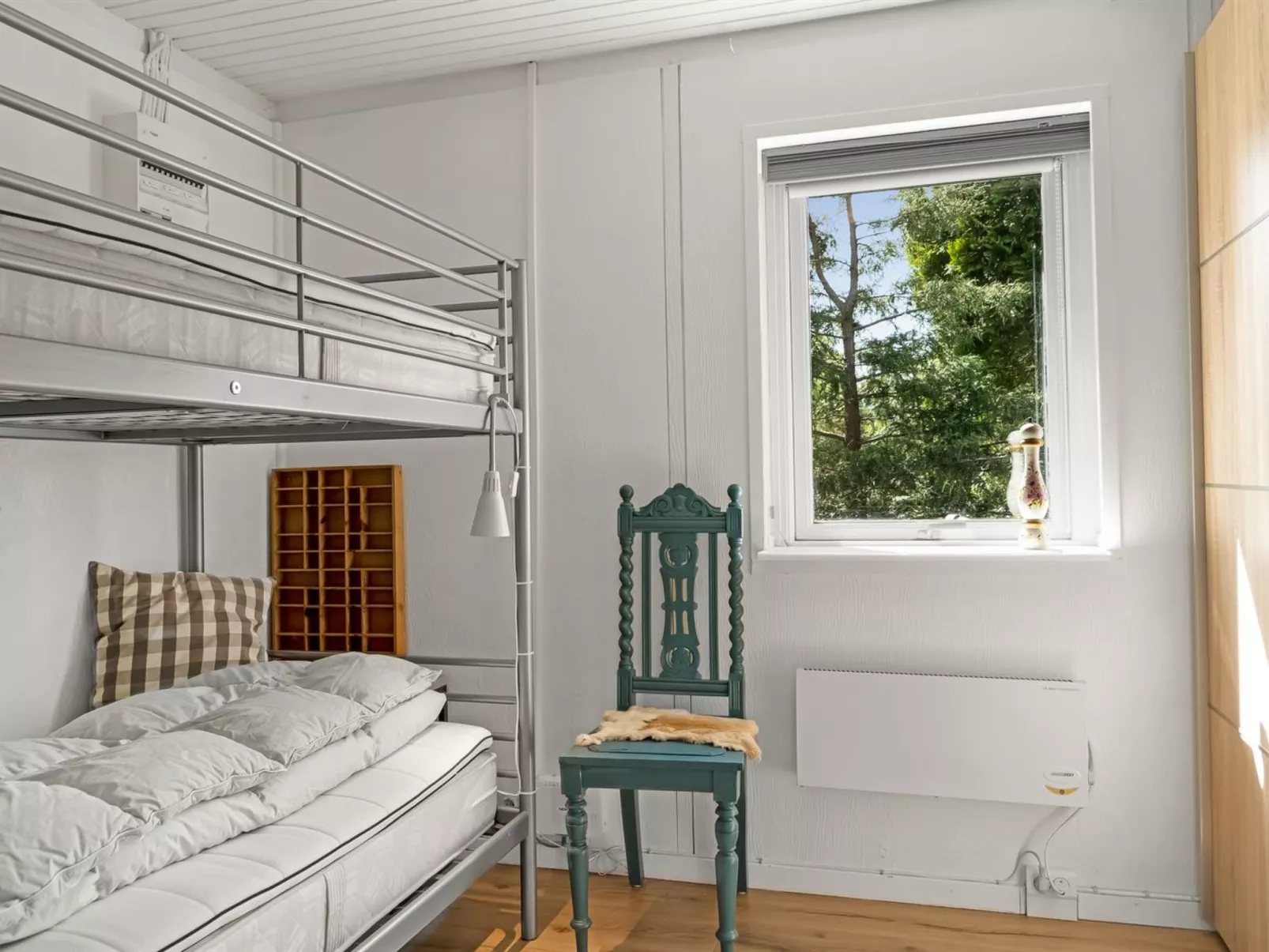 "Meindor" - 240m to the fjord-Drinnen