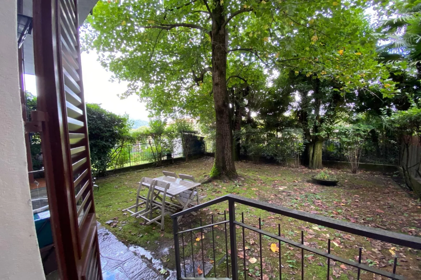 Nouvelle Belle Epoque-Gardens in summer