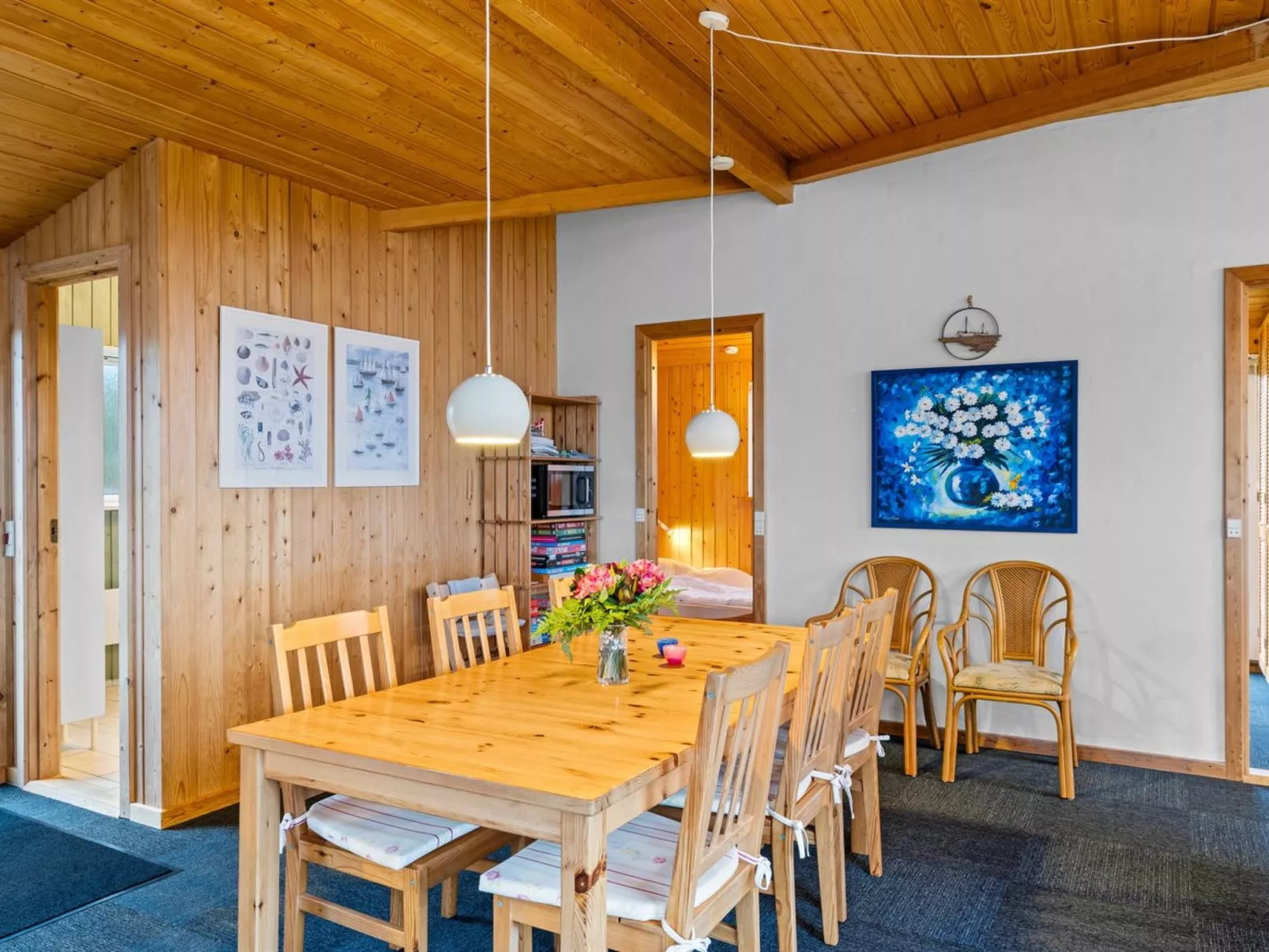 "Slava" - 75m from the sea-Inside