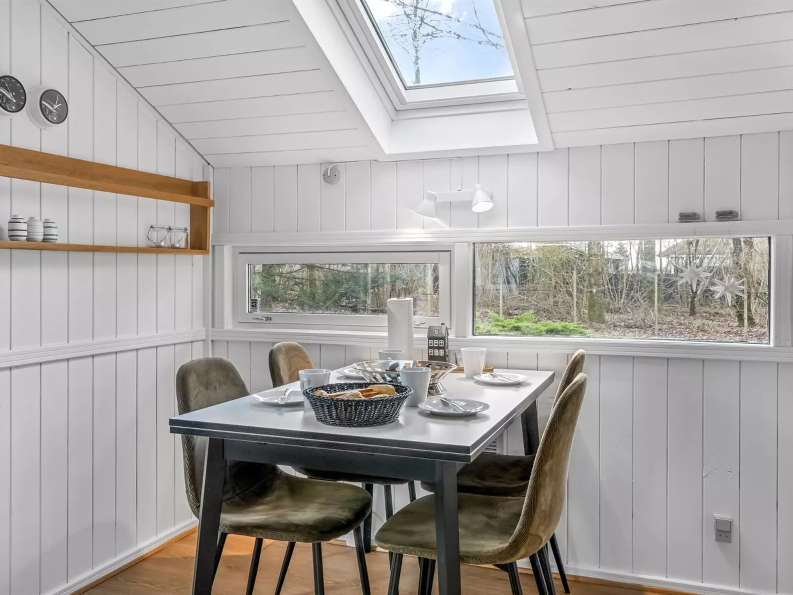 "Reino" - 30km from the sea-Drinnen