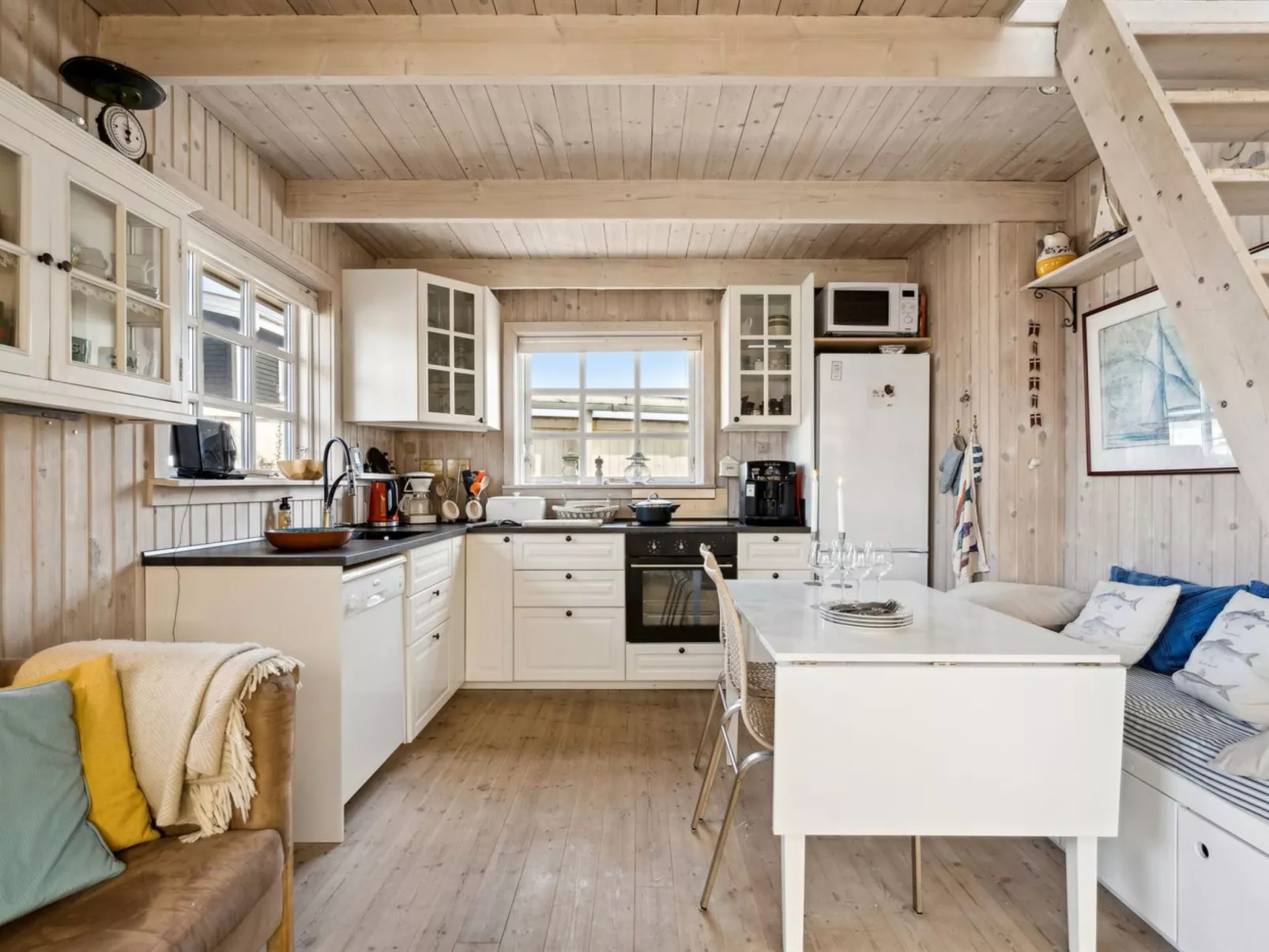 "Asgerd" - 20m from the sea-Dedans