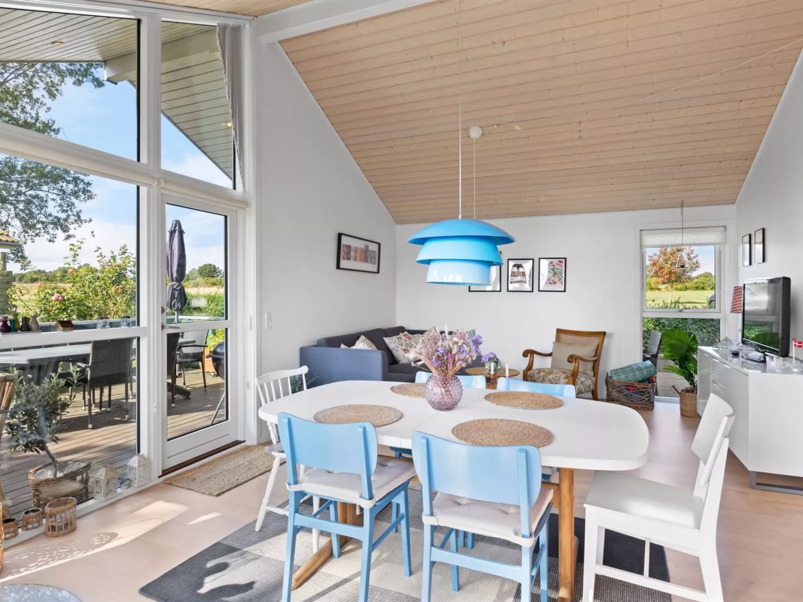 "Harthwik" - 10m from the sea-Drinnen