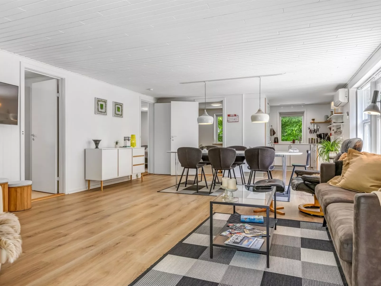 "Wilma" - 30km from the sea-Inside