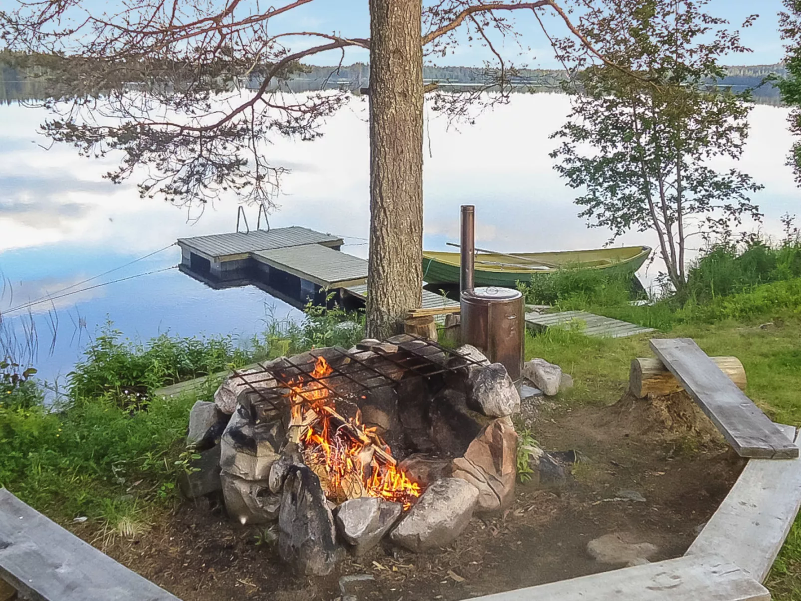 Lystikämän tupa-Dedans