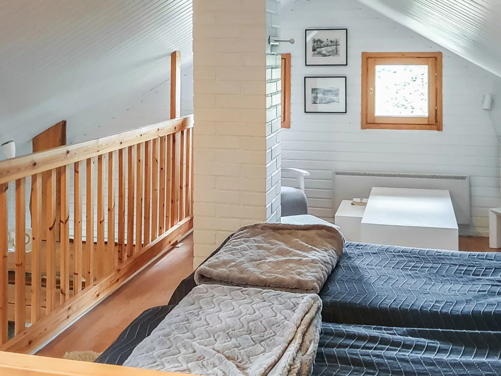 Kukasrakka 3 b 8-Drinnen