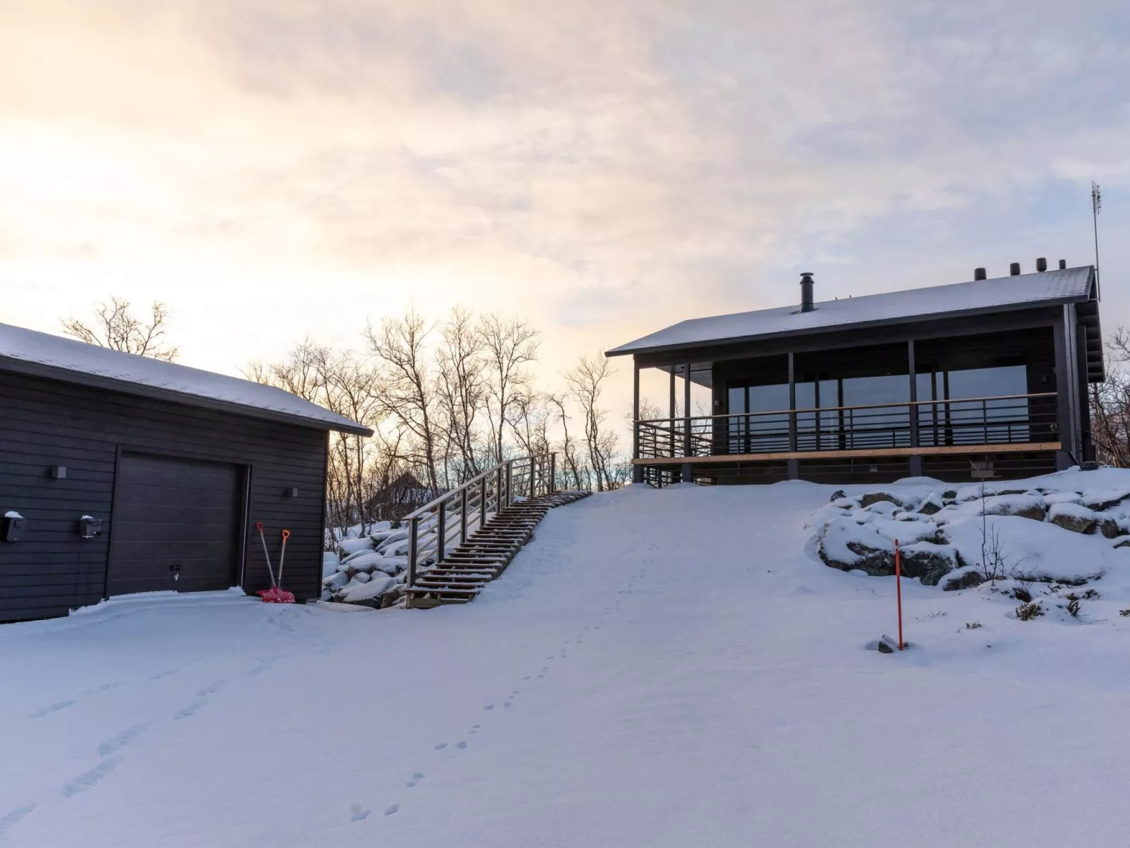 Saanan lumous-Drinnen