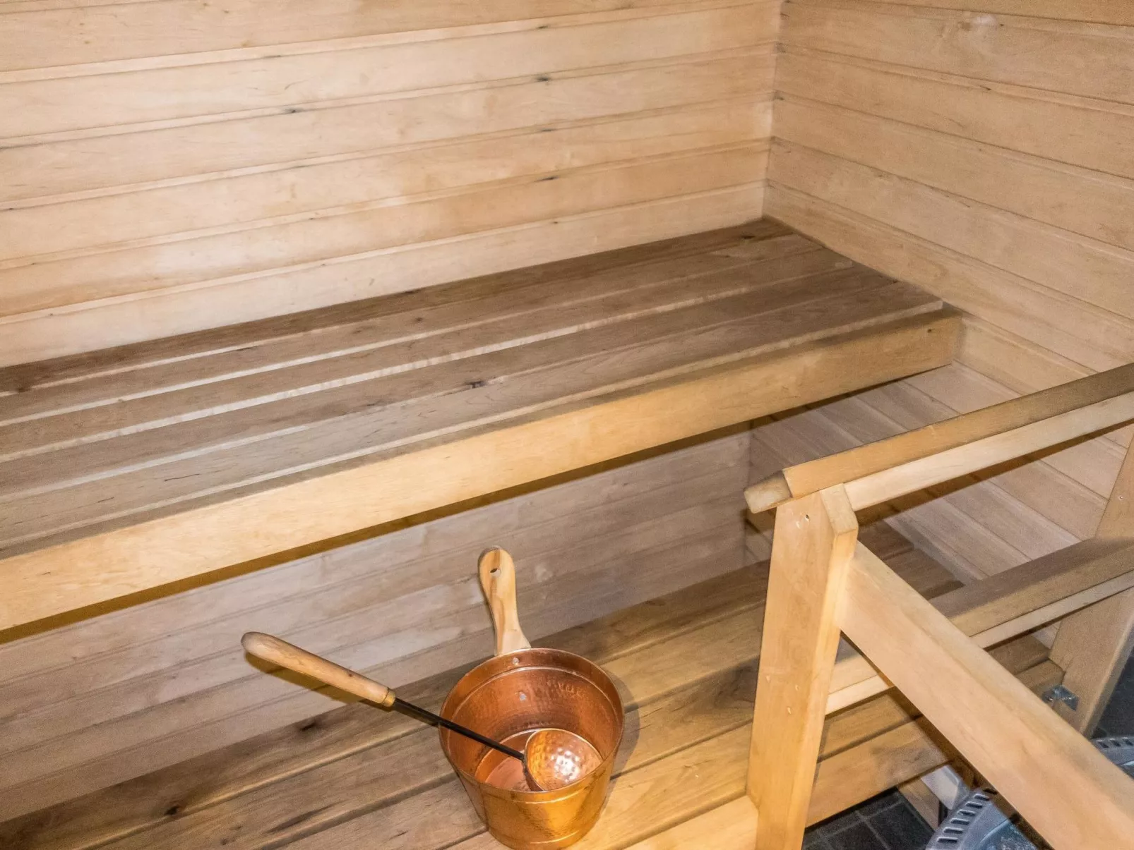 Levin otava 8-Drinnen