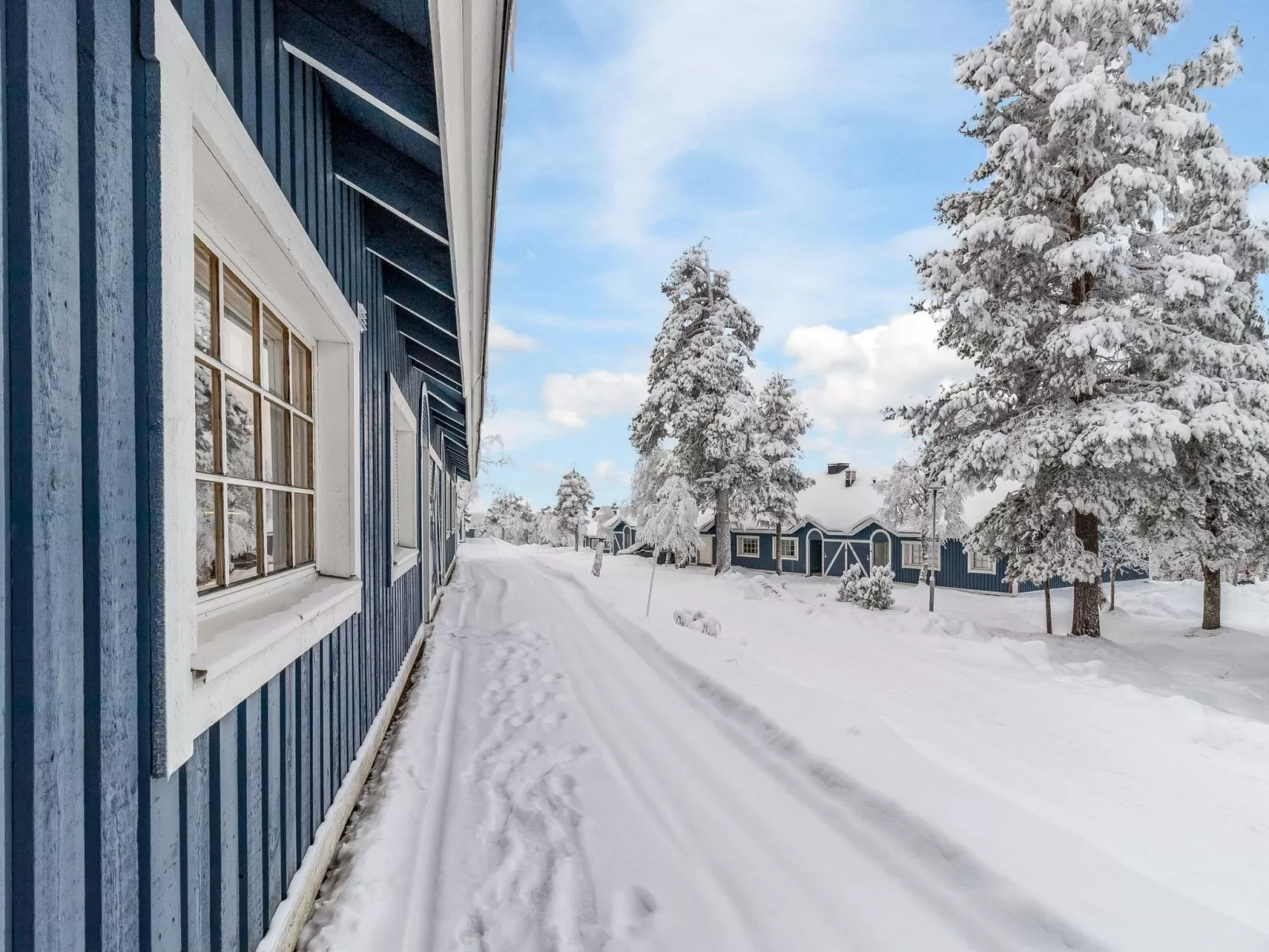 Teerenpesue e 36 gaissa-Inside