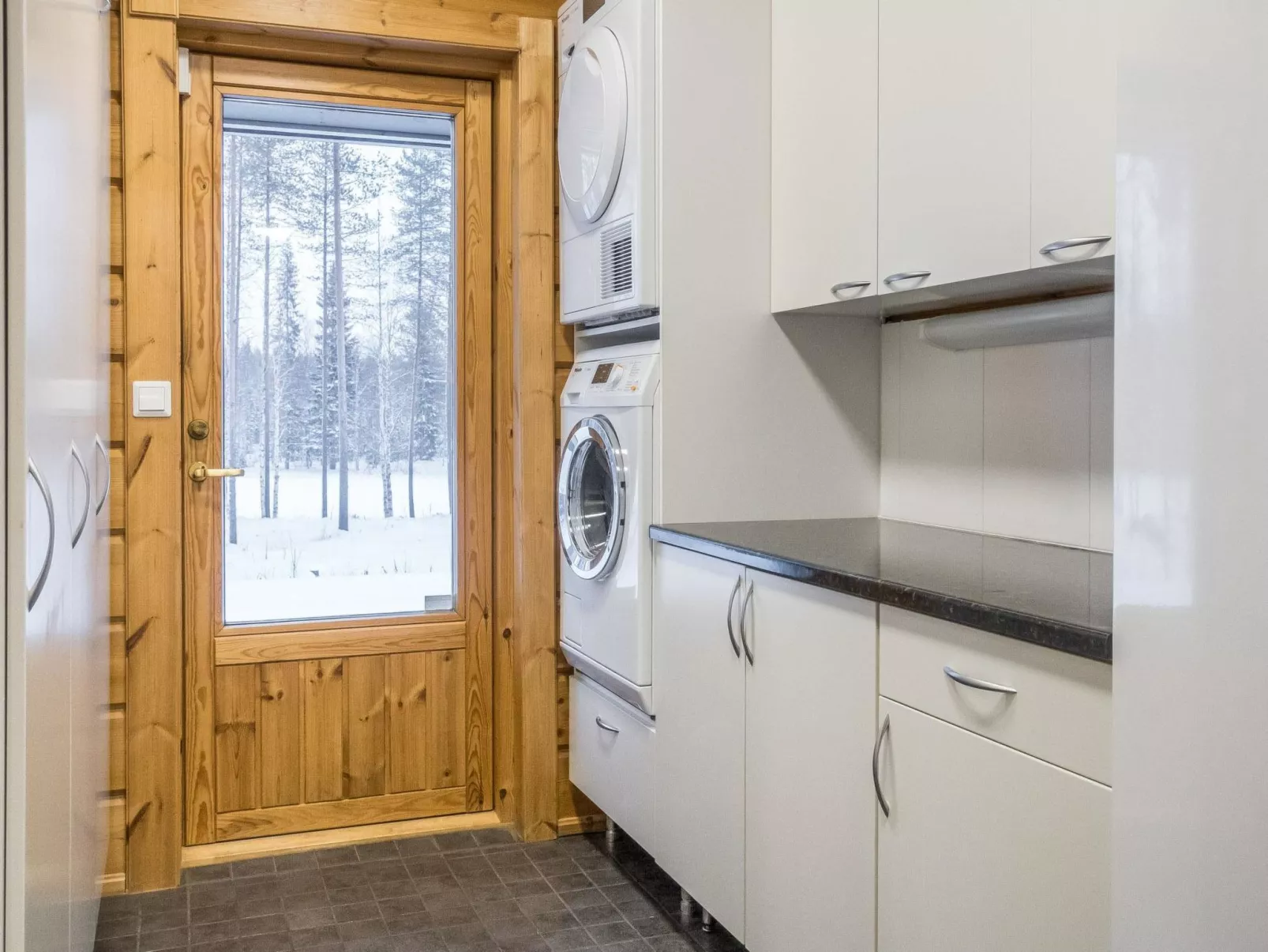 Vaahtissuvanto-Inside