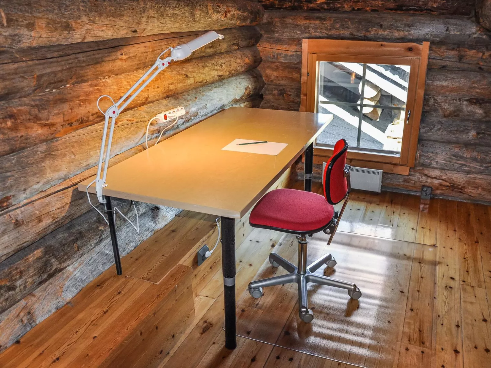 Ahmanportti 2-Inside