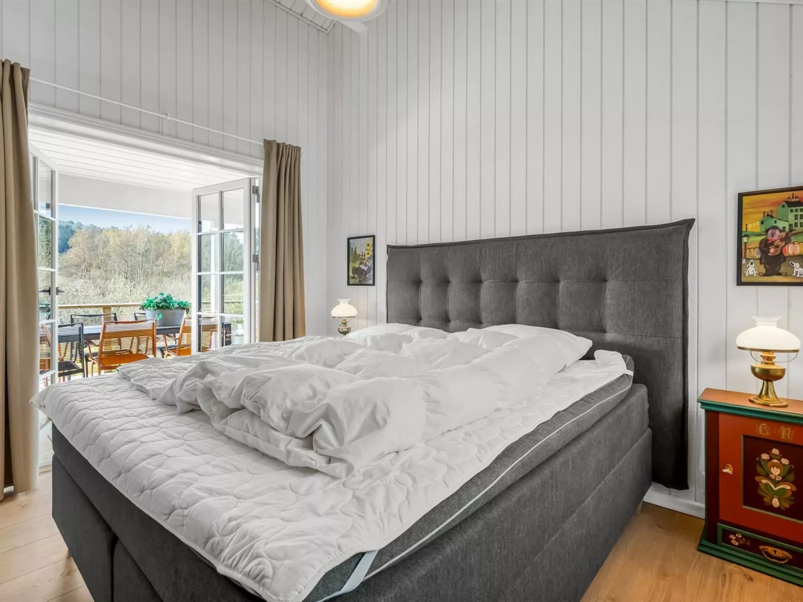 "Blek" - 2.8km from the sea-Inside