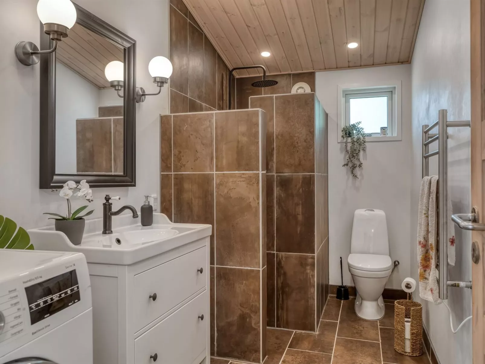 "Riitta" -  from the sea-Dedans