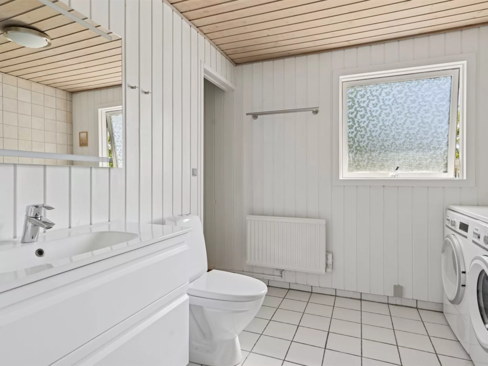 "Conradine" - 600m from the sea-Inside