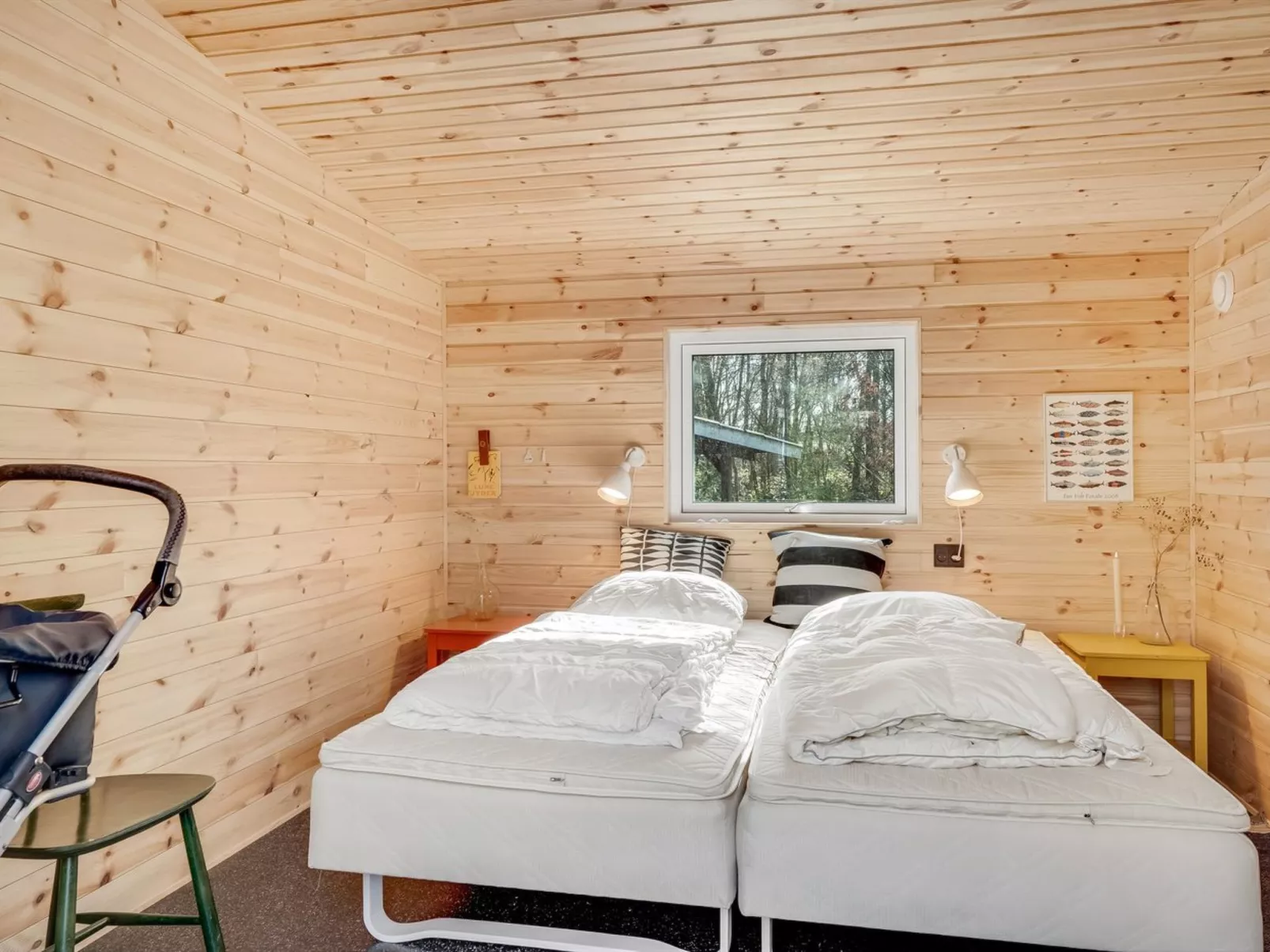 "Elisabete" - 200m to the fjord-Inside