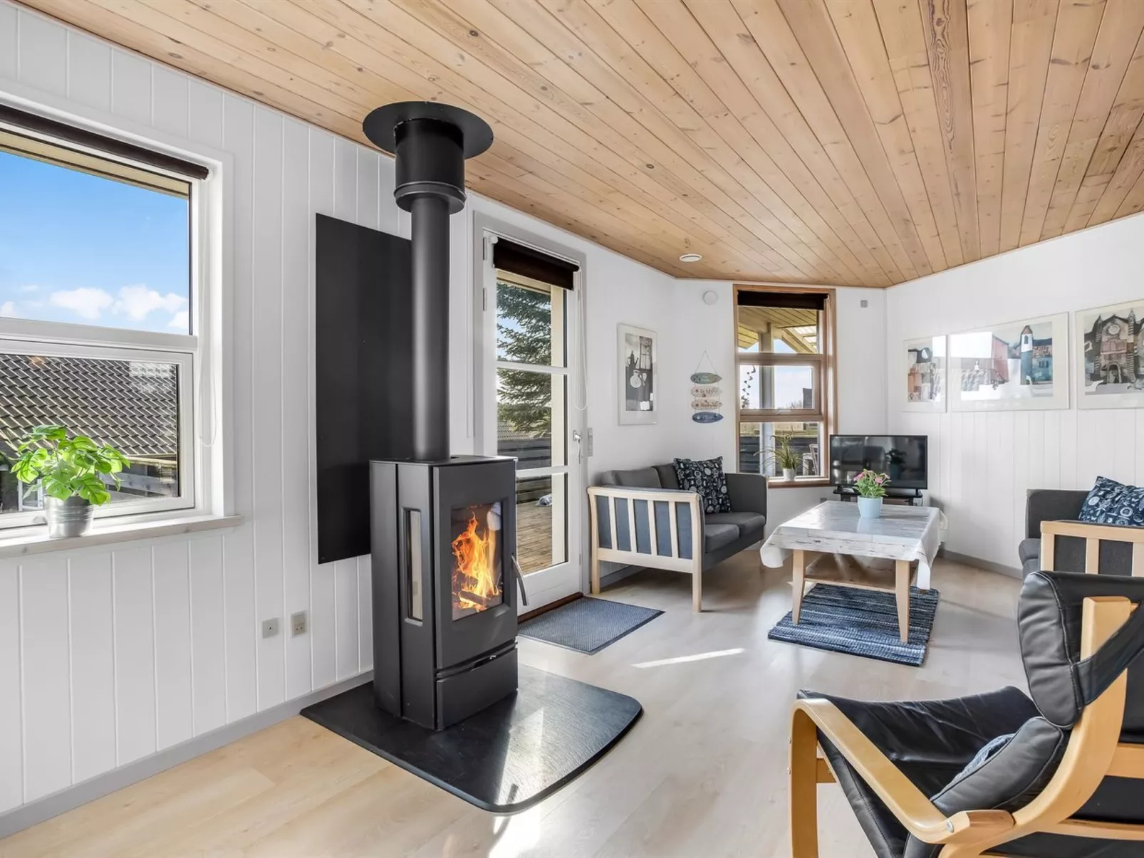 "Terttu" - 250m from the sea-Inside