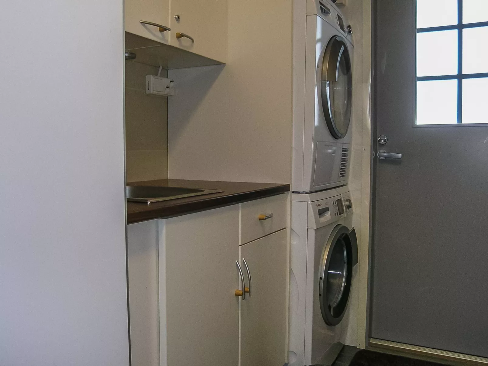 Huvila ferdinand-Inside