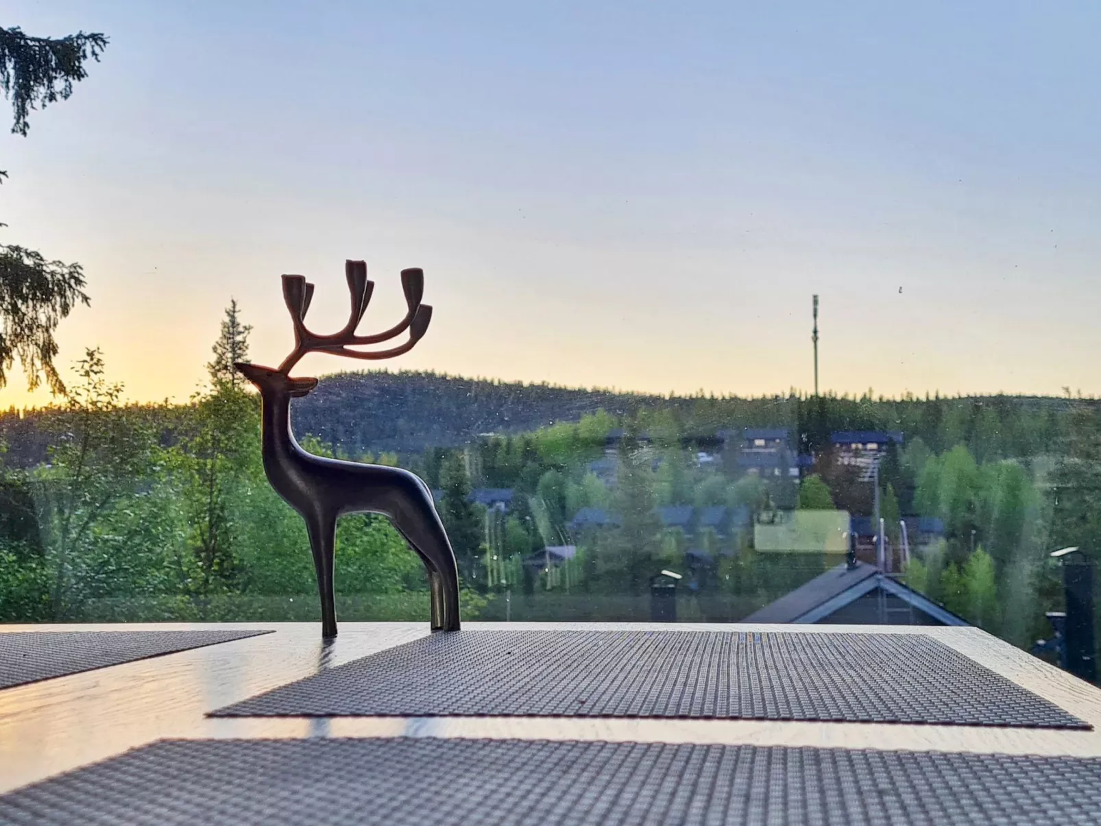 Vuosselinkulma 1-Dedans