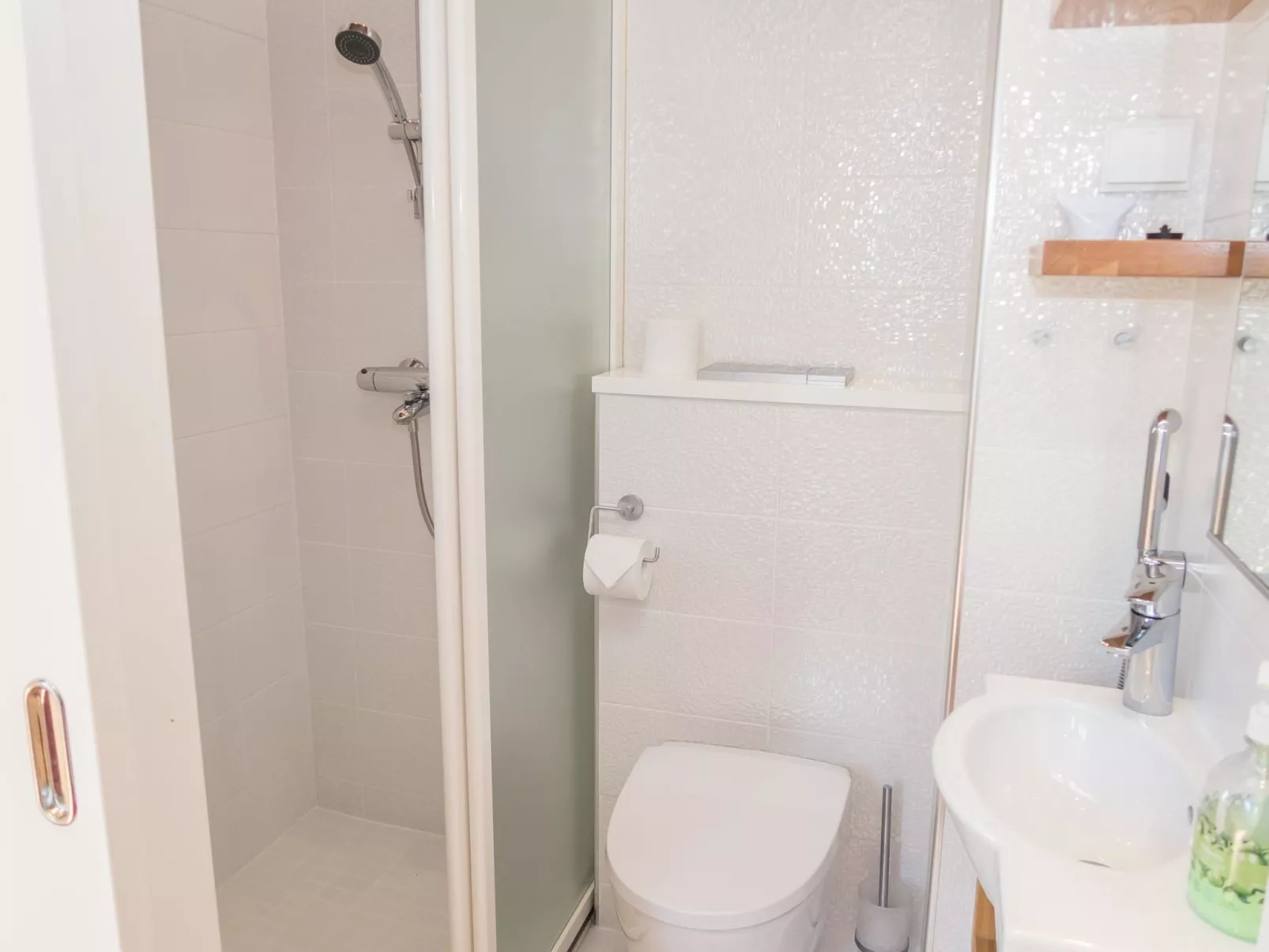 Holy lake chalet b-Drinnen