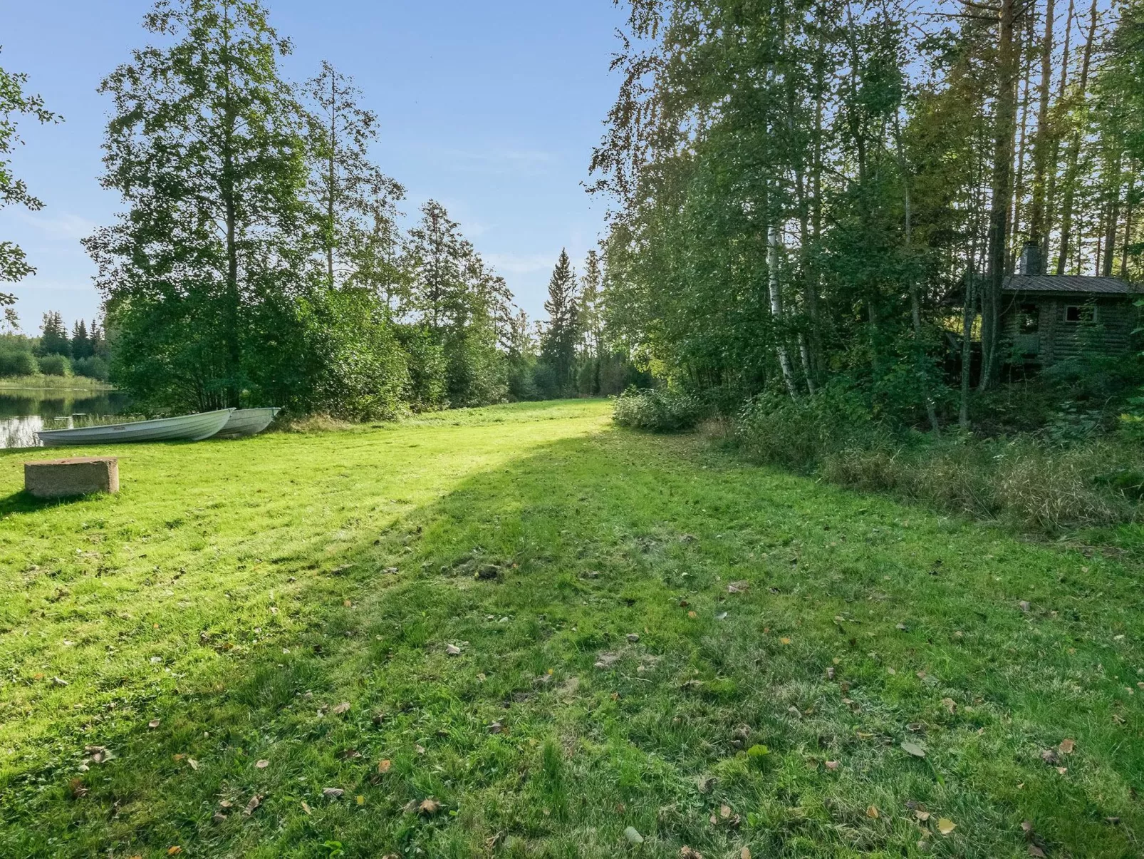 Mäkelän vierastalo-Drinnen