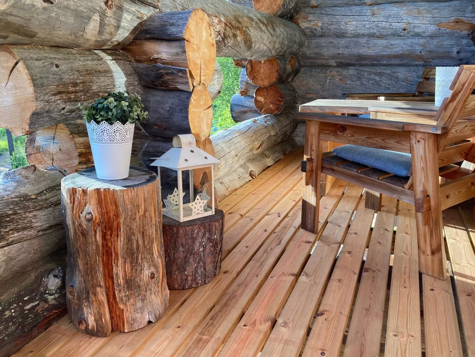 Sallanhelmi e2-Drinnen