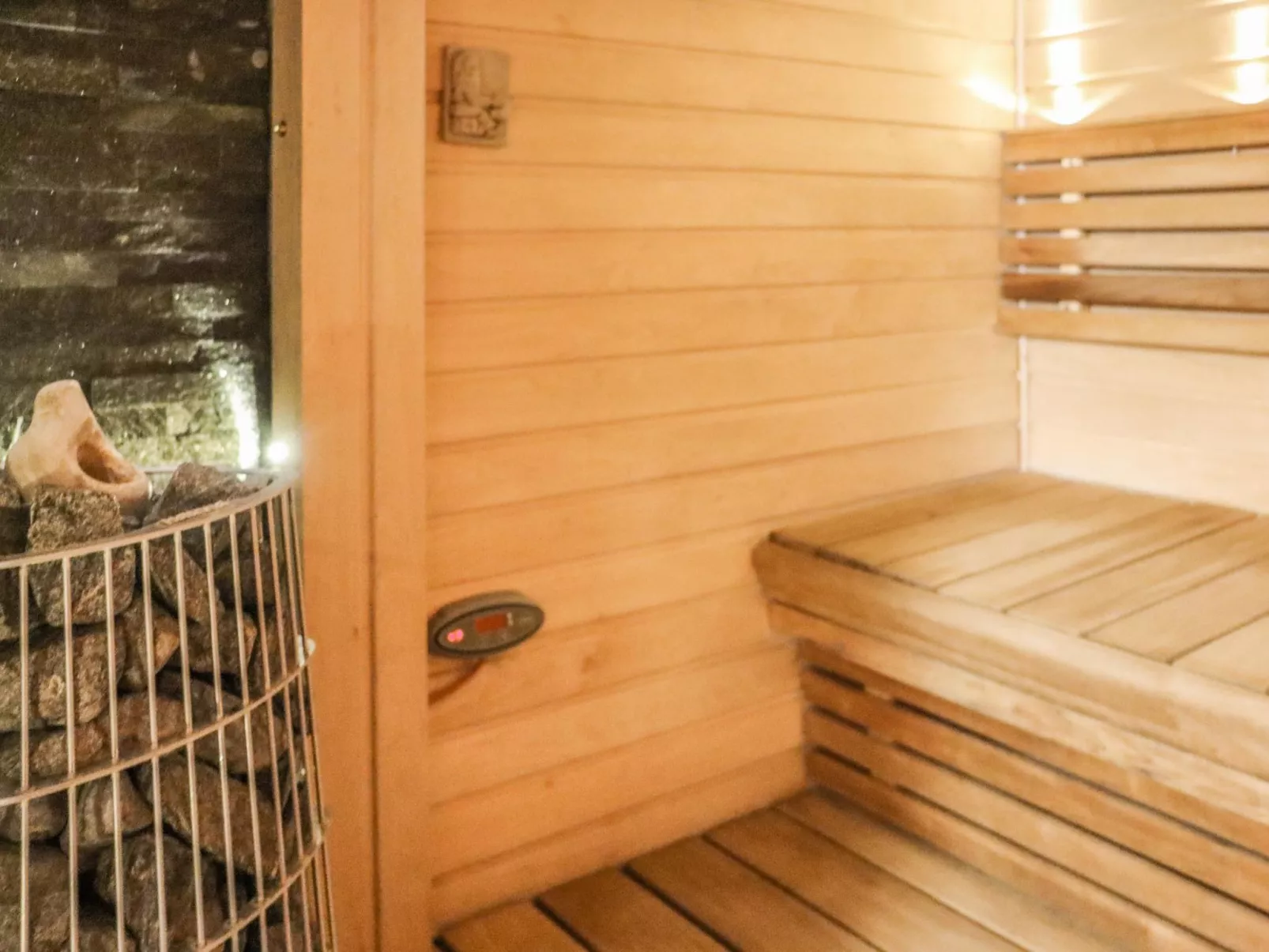 Hyrynpirtti mökki-Dedans