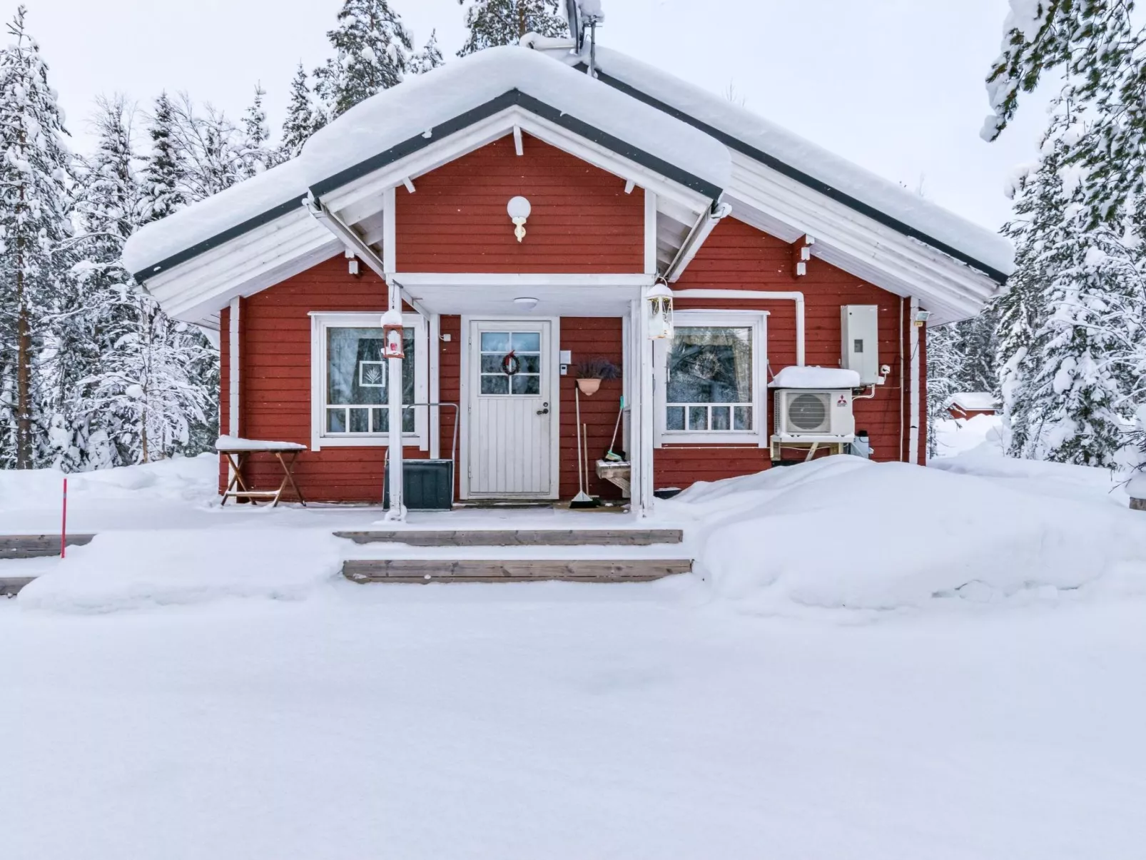 Hyryn herra mökki-Dedans