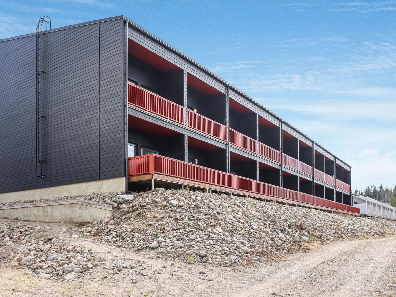 Skivillas 47 ukkohalla (a7)-Dedans