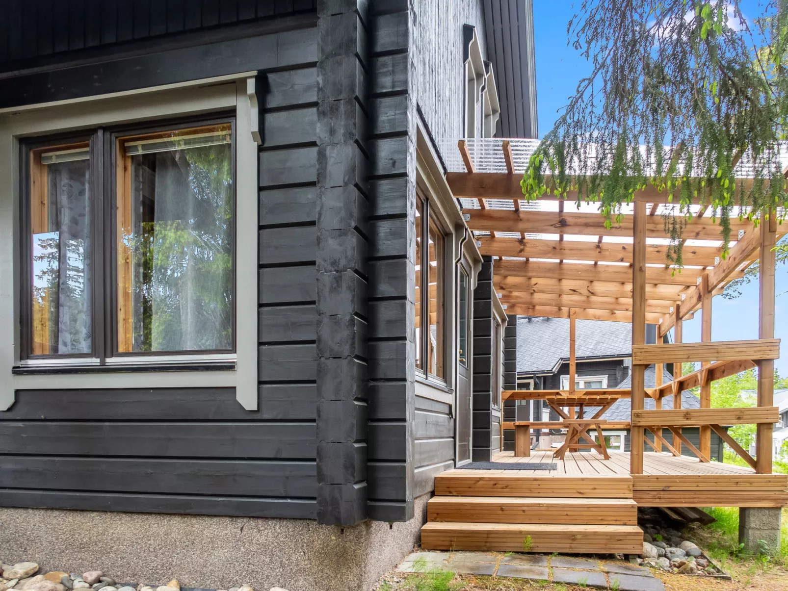 Vuokatin alma-Dedans